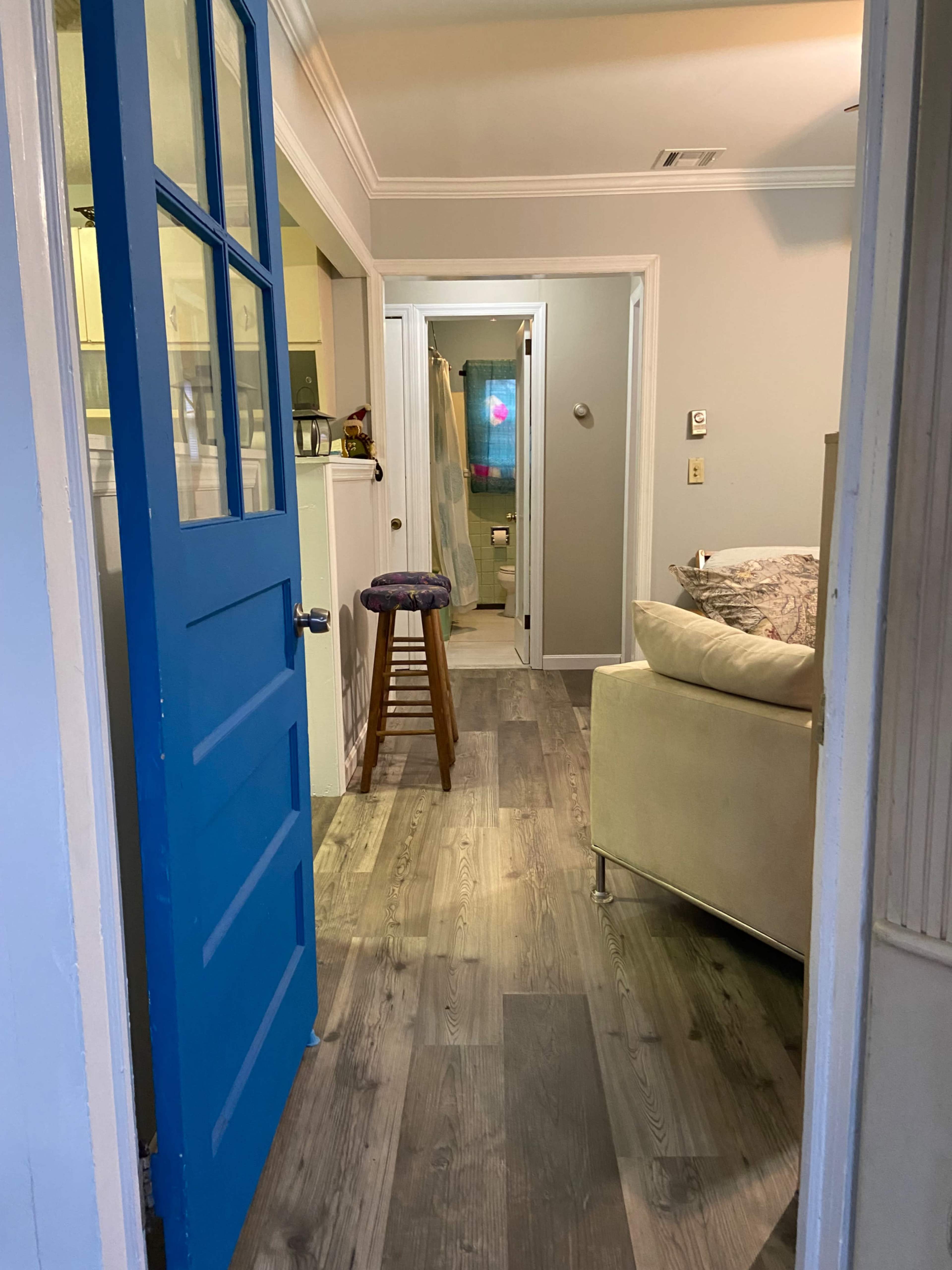 House in Lake Community 1.5 Hours West of NYC Image in Hopatcong, Hopatcong, NJ