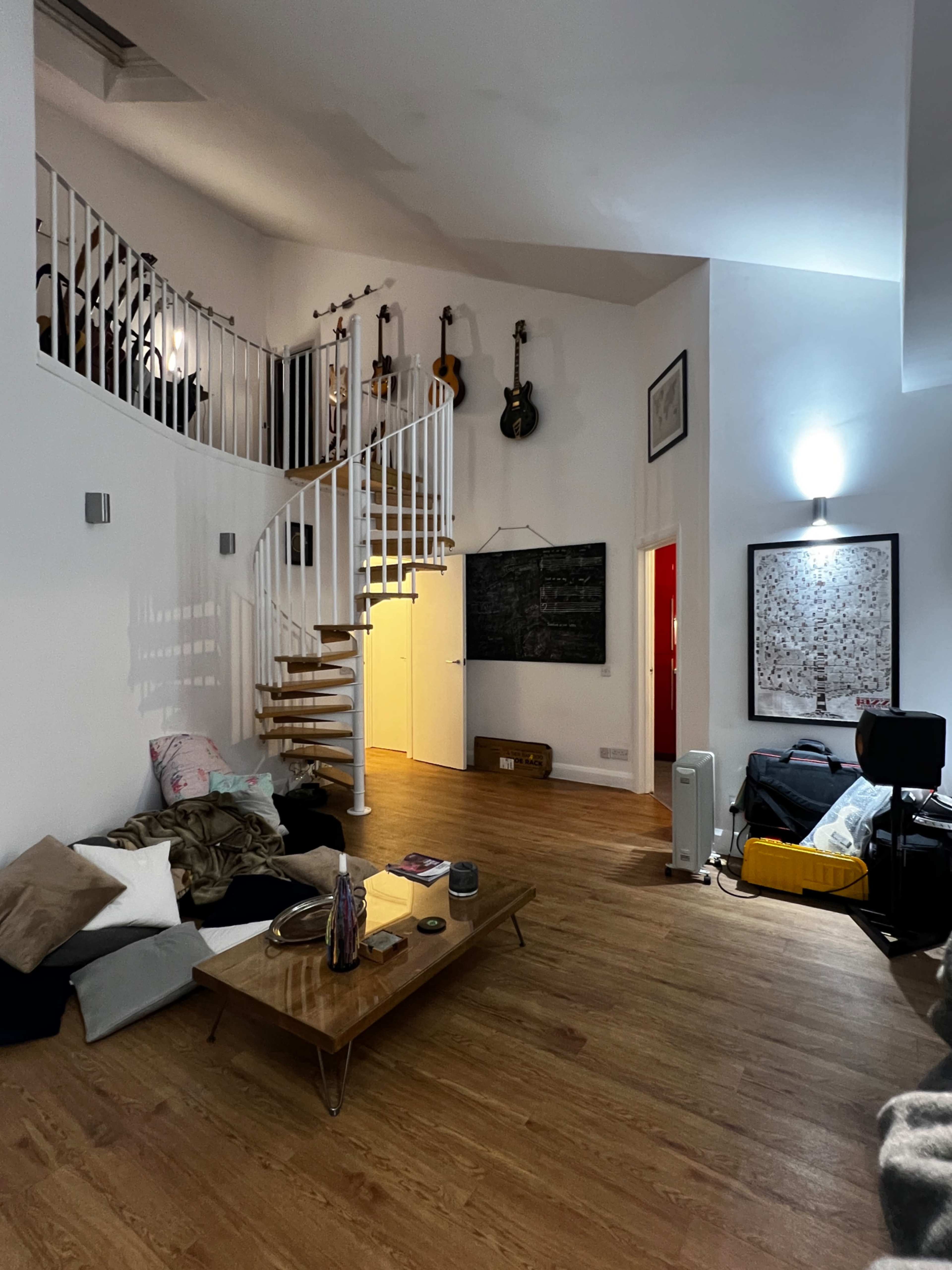 New York style 2 floor apartment with mezzanine and high ceilings Image in Bow, London, ENG