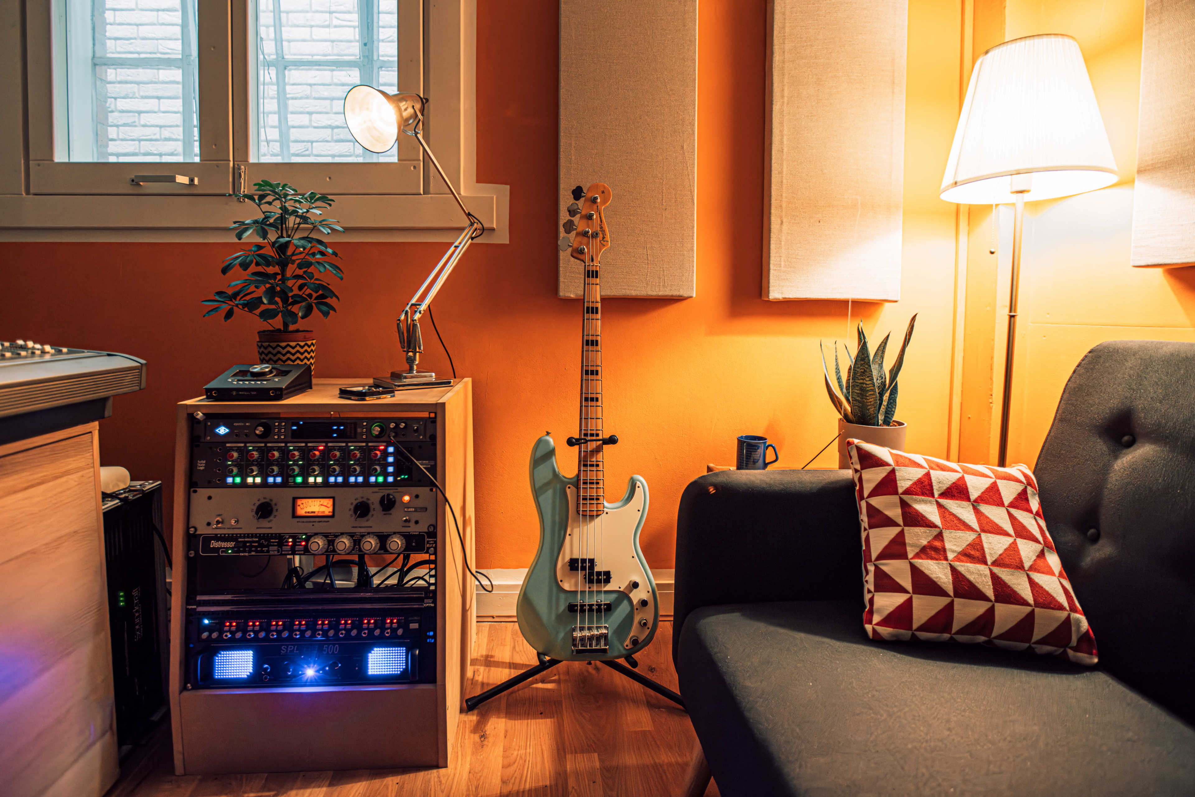 Professional Recording Studio With Unique Vibe Image in Hornsey, London, ENG