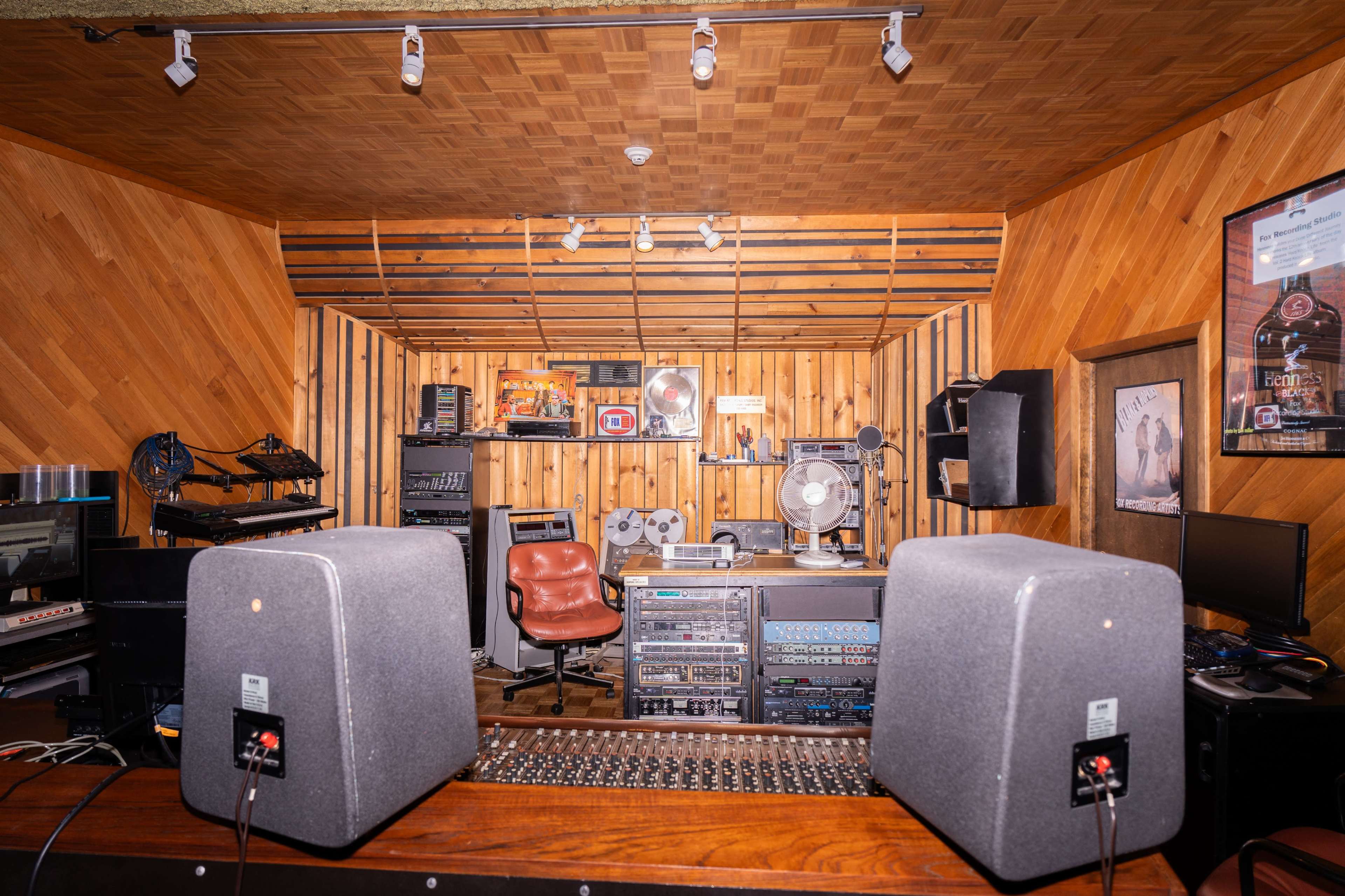 Vintage Recording Studio Image in Rutherford, Rutherford, NJ