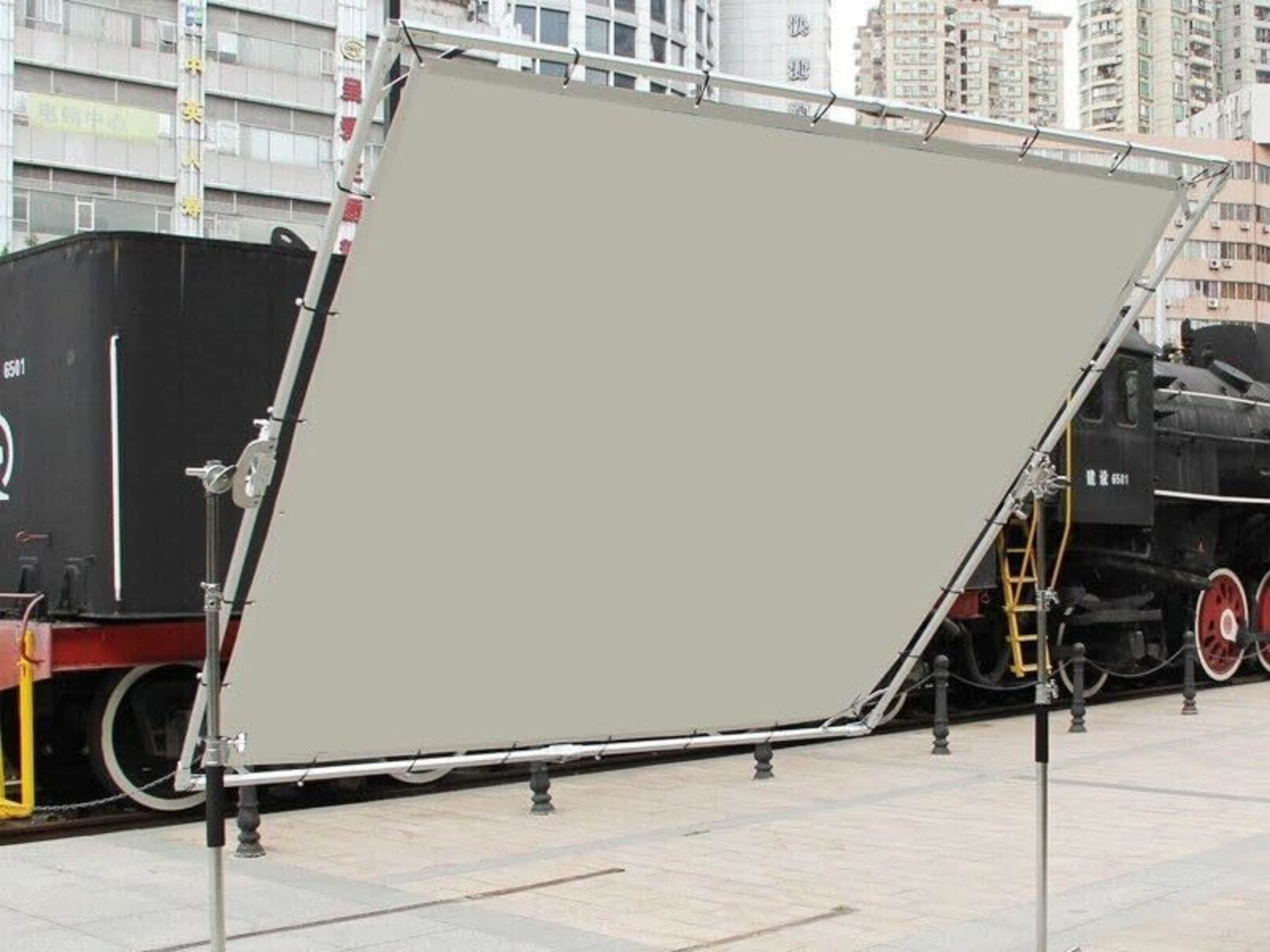 12' Screen 