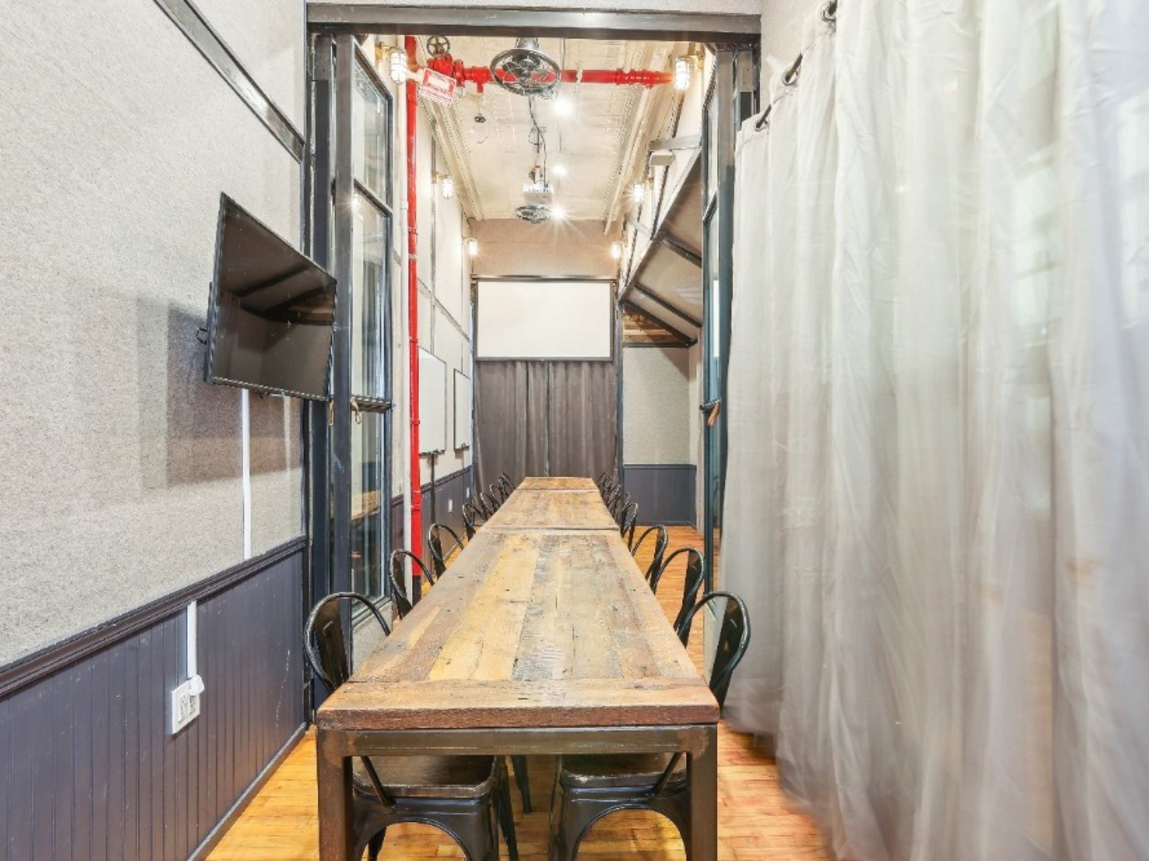 The Lounge area for 16 people