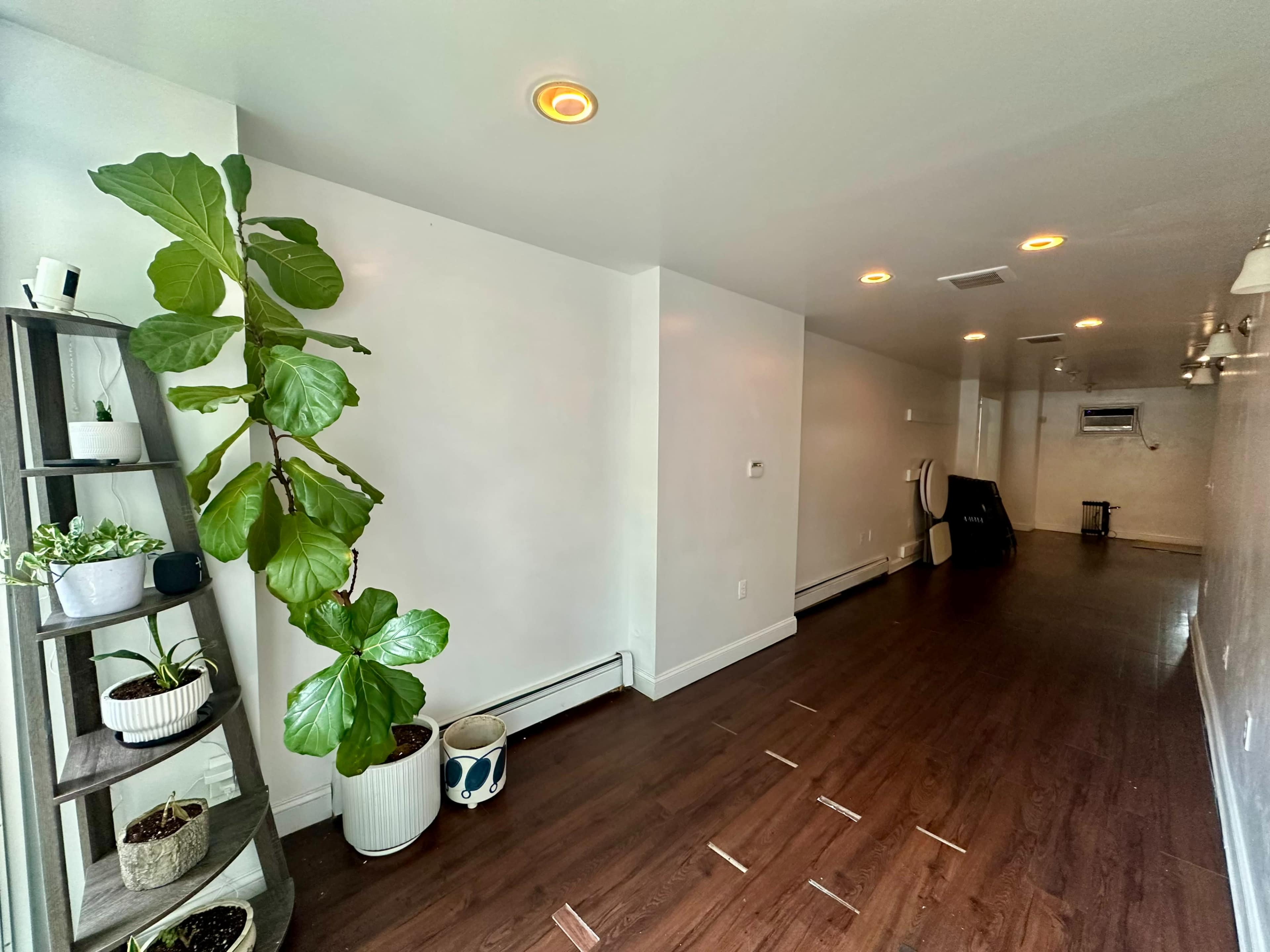 Quaint Central Harlem Space Ideal for Pop-Ups, Events, & Creative Use Image in Harlem, New York, NY