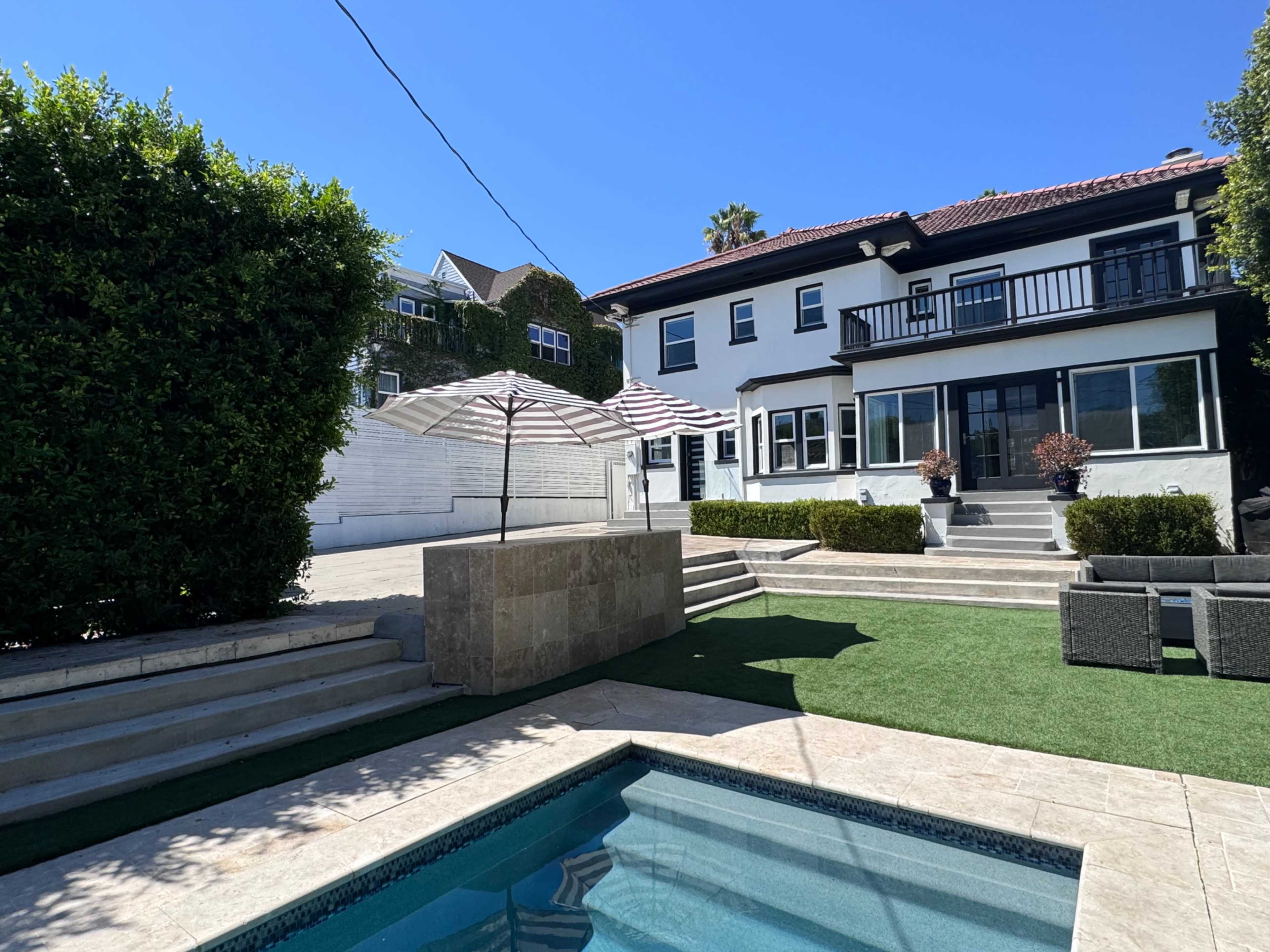 Classic Hollywood Home with Modern Updates in Heart of Hollywood! Image in Central LA, Los Angeles, CA