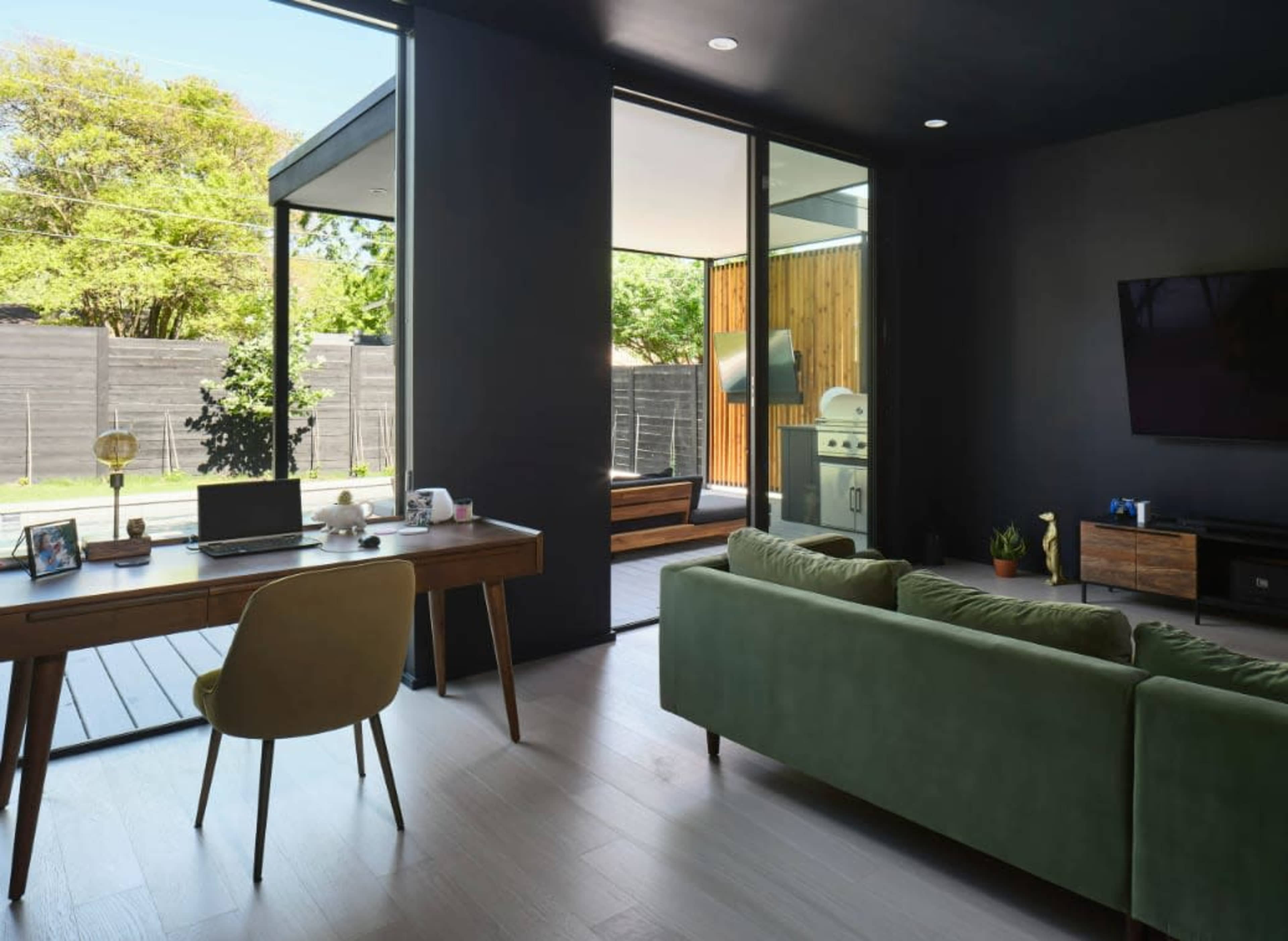 Discover your dream home: a stunning modern contemporary house near South Congress, featuring spacious interiors, a pool, a rooftop hot tub, and breathtaking lighting! Image in St. Edwards, Austin, TX