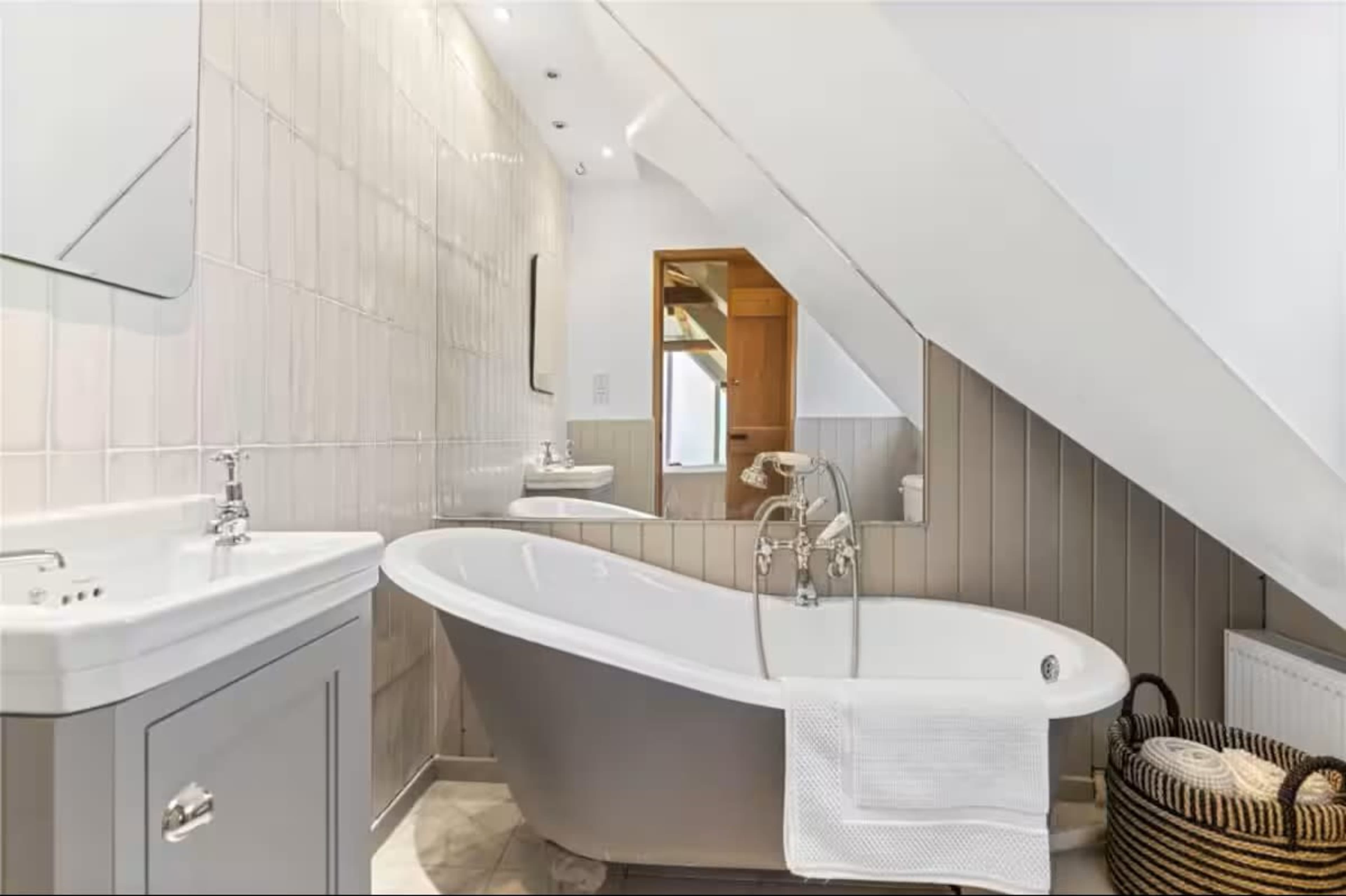 Old Cottage - English Countryside Retreat Image in Little Bardfield, Little Bardfield, ENG