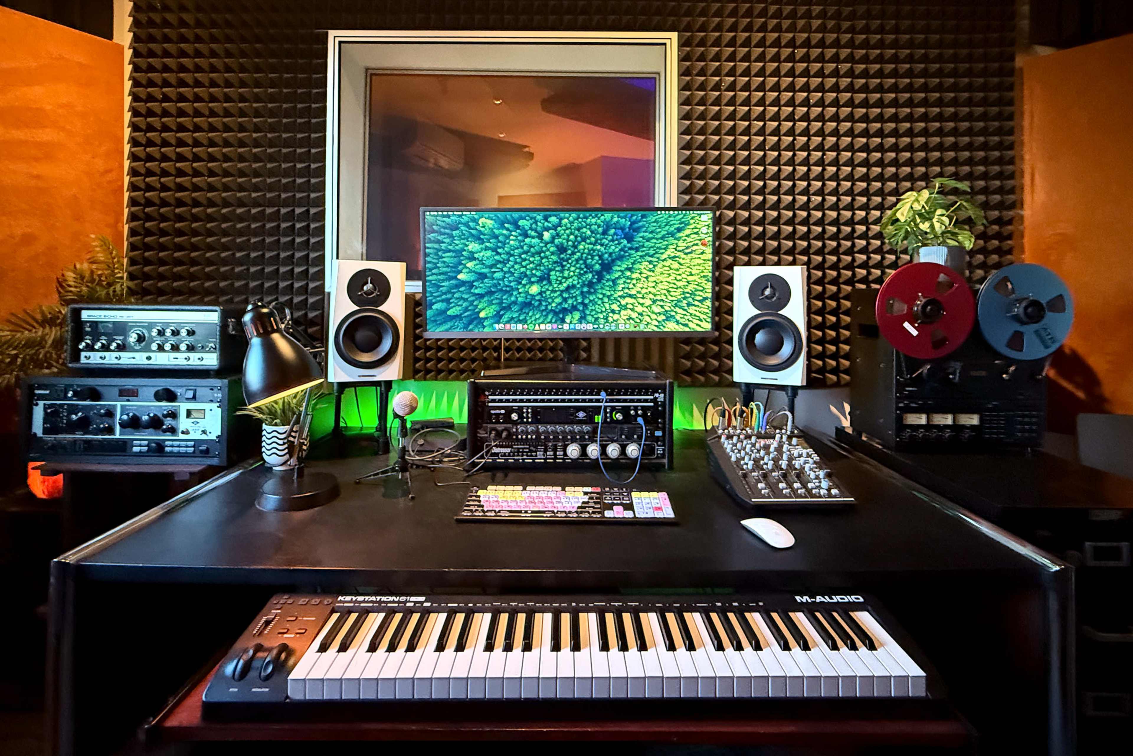 The Barber Shop Recording Studio Image in Echo Park, Los Angeles, CA