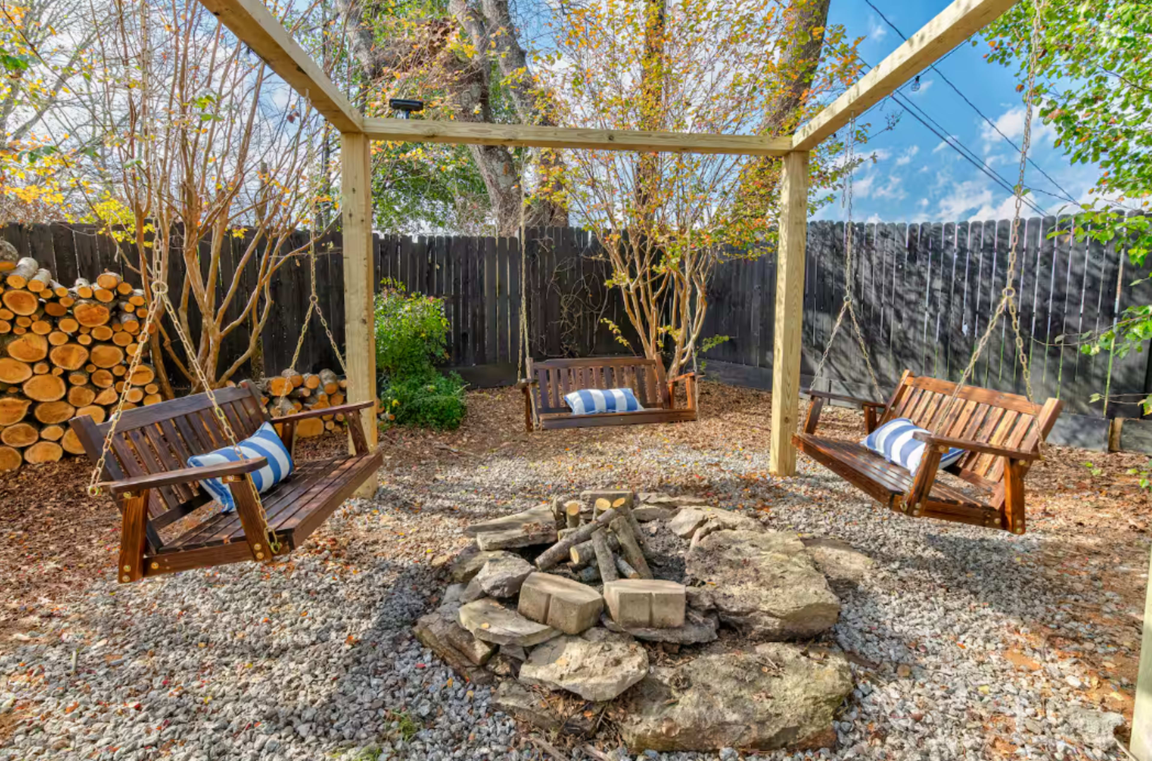 HotTub, FirePit, Pets, Pool Table, Outdoor Dining Image in , Hendersonville, NC