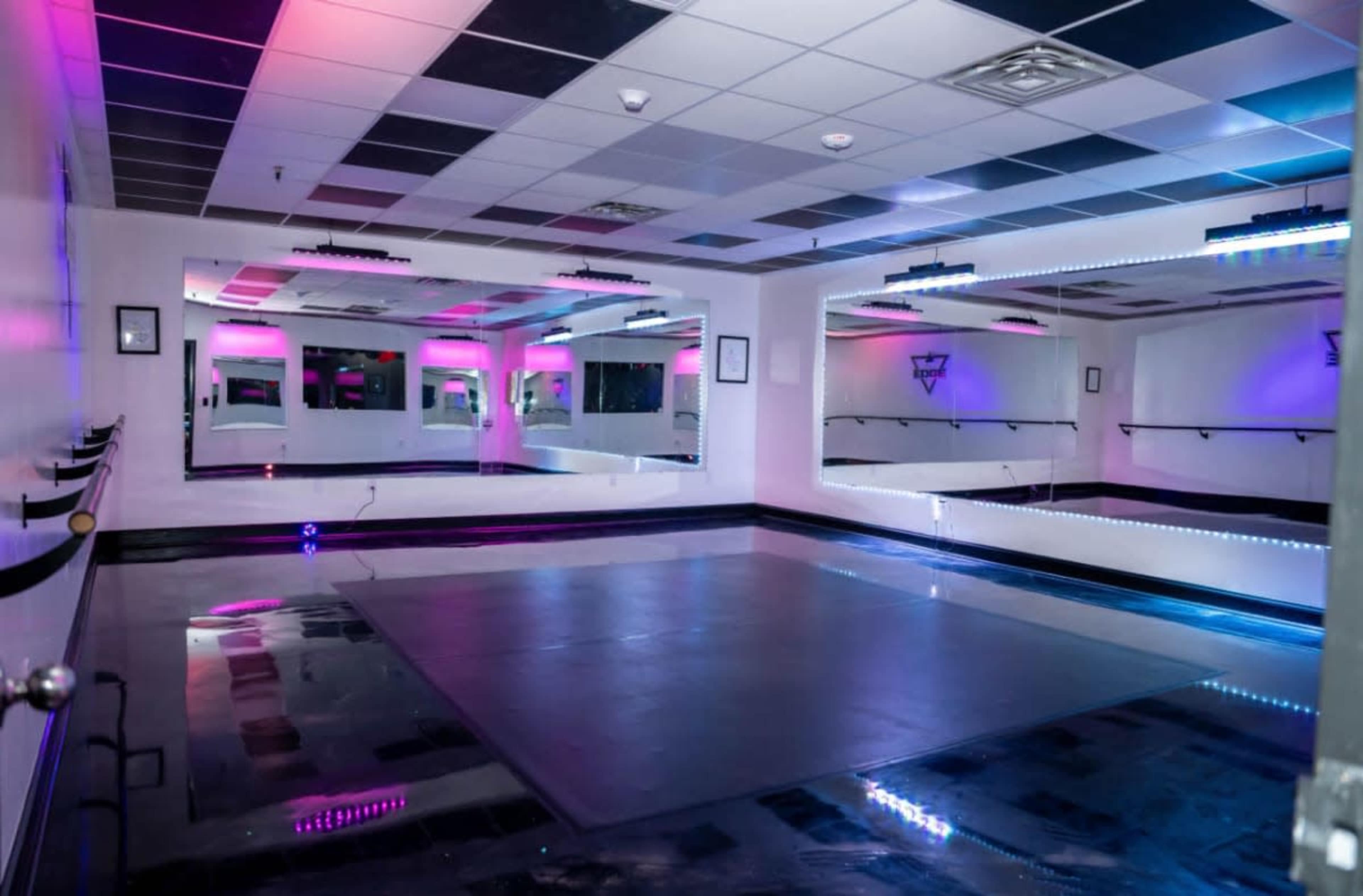 Dance and Photography Studio Image in Babylon, Farmingdale, NY