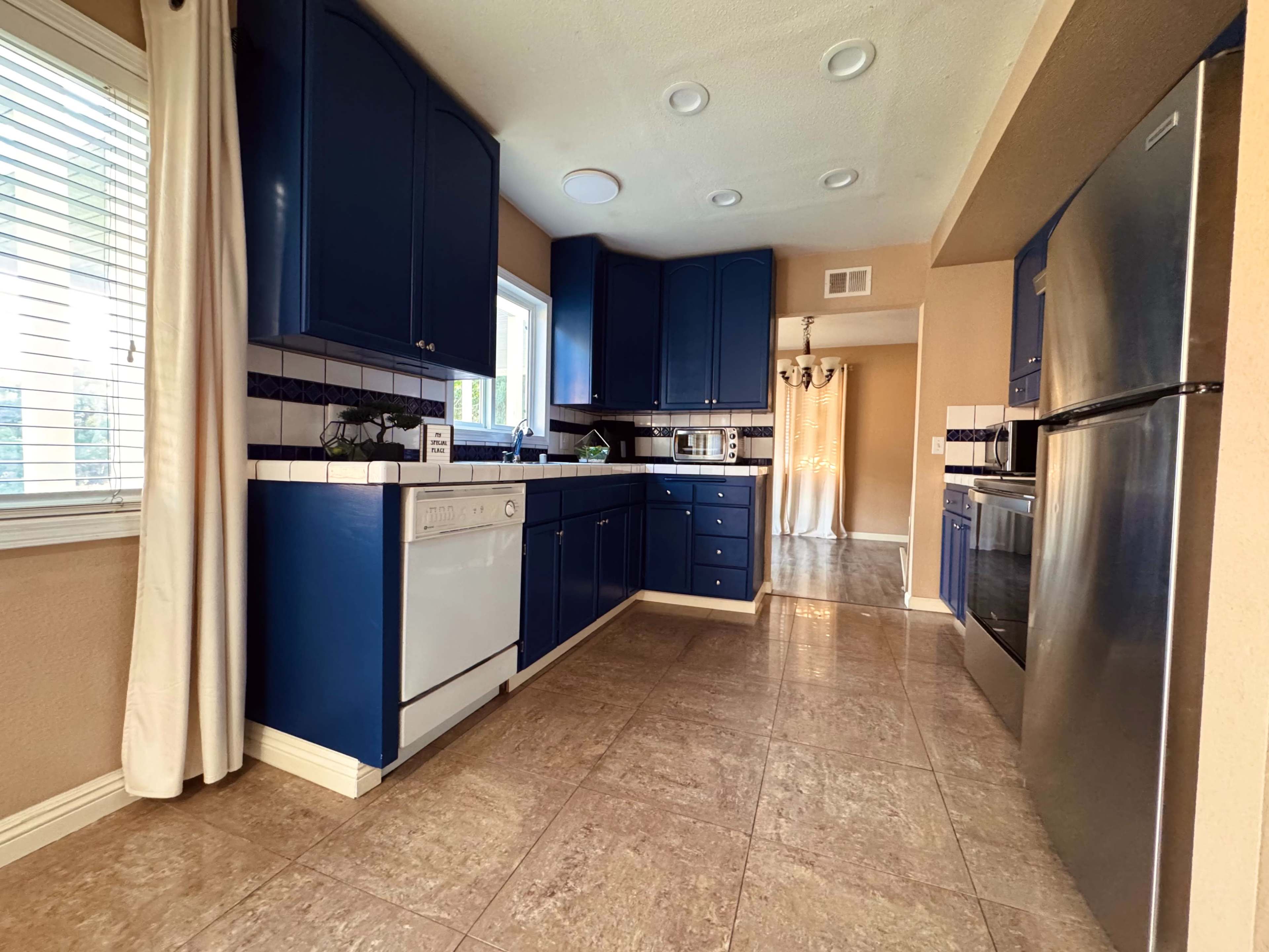 Beautiful Hillside Retreat - Wildlife, Views & Central Location Image in Rowland Heights, Walnut, CA