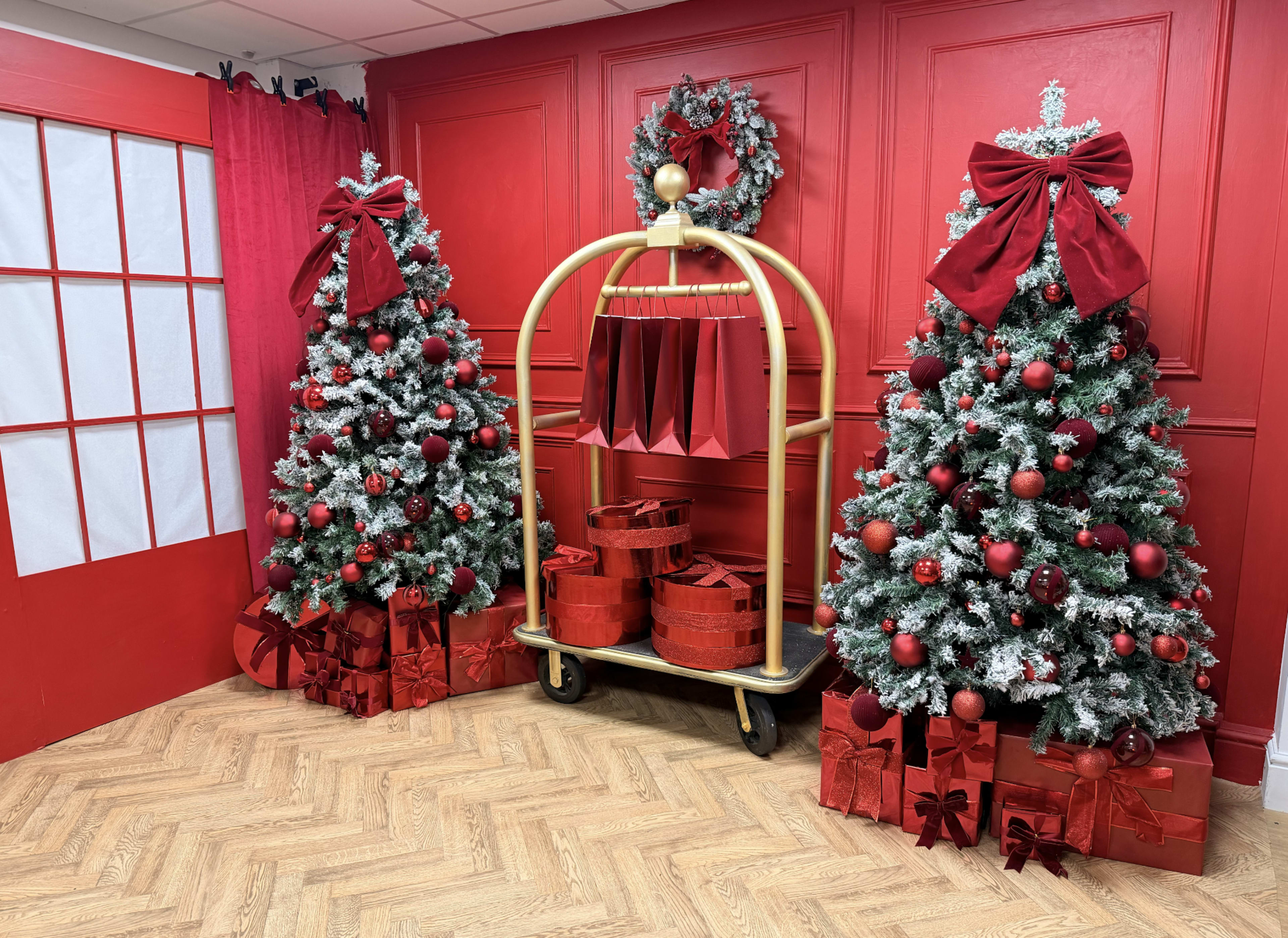 Chingford Studio with Real Christmas Setups Image in Chingford, London, ENG