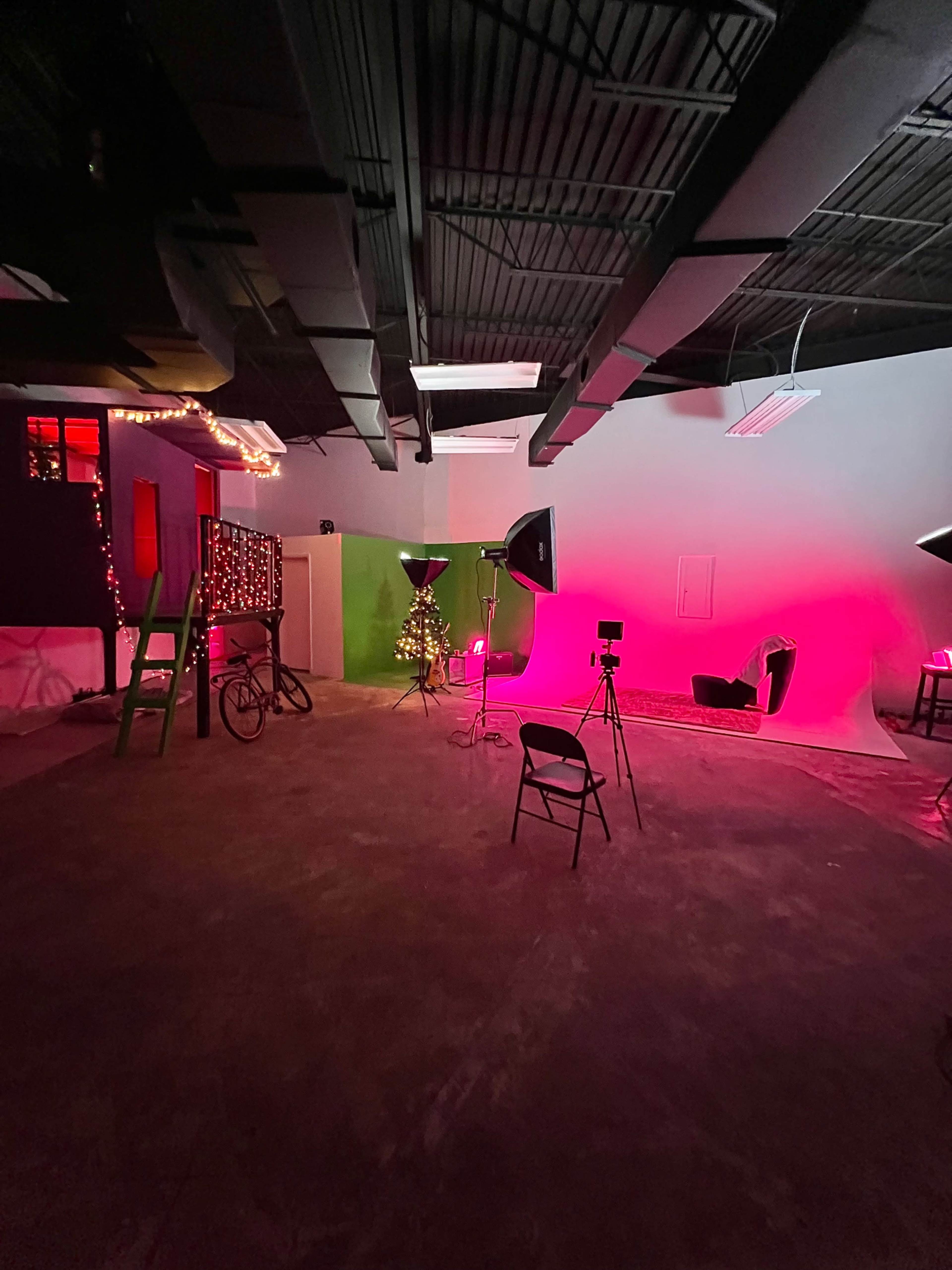 Corporate, warehouse, 2200 plus sqft, lake access, spacious, treehouse, infinity wall, green screen, sound and mixing stage, music studio, photography, videography, film, podcast, Image in North Fort Lauderdale, Fort Lauderdale, FL
