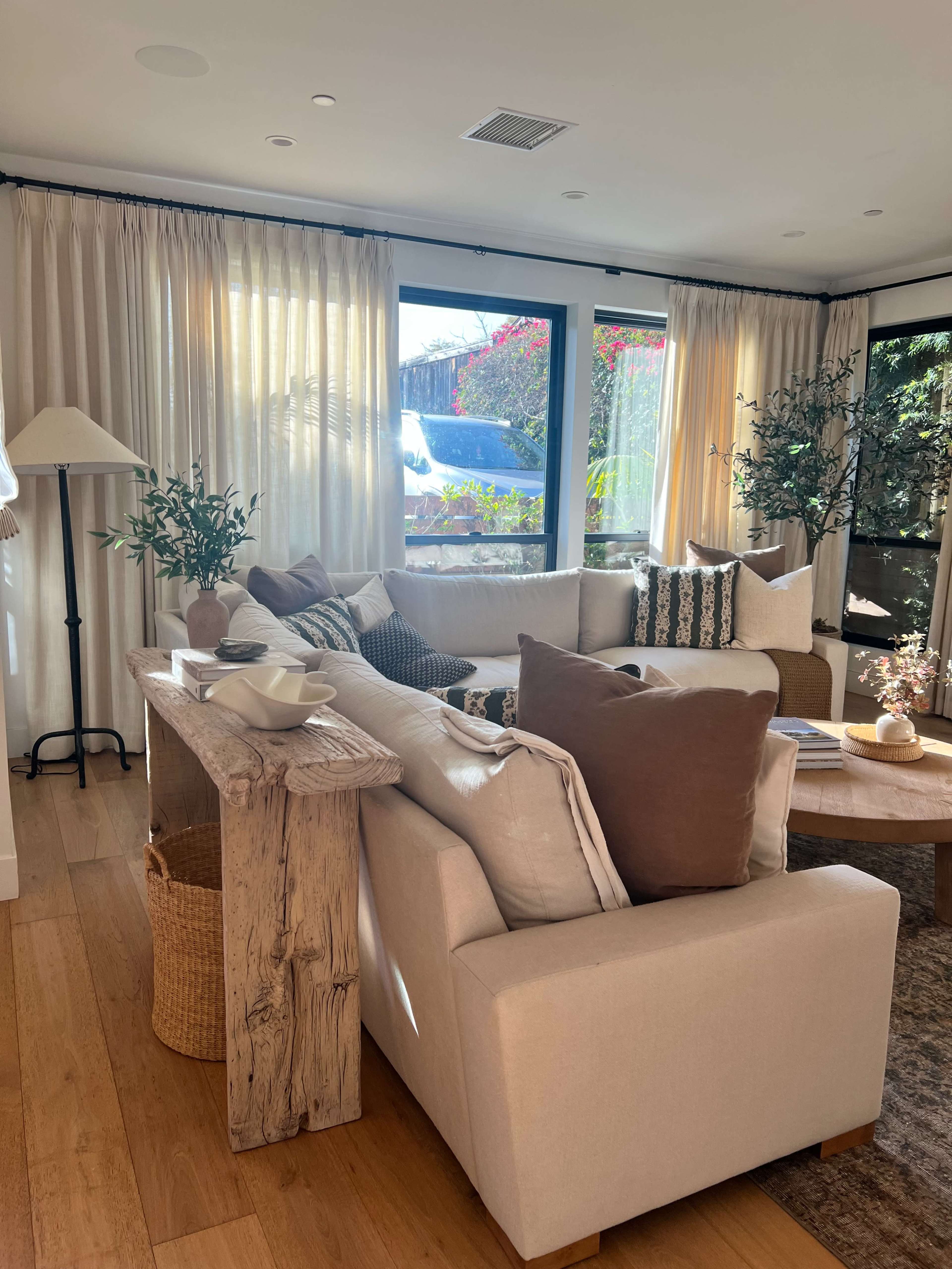 Beautifully Curated Mediterranean Coastal Retreat Image in Cardiff, Cardiff by the Sea, CA