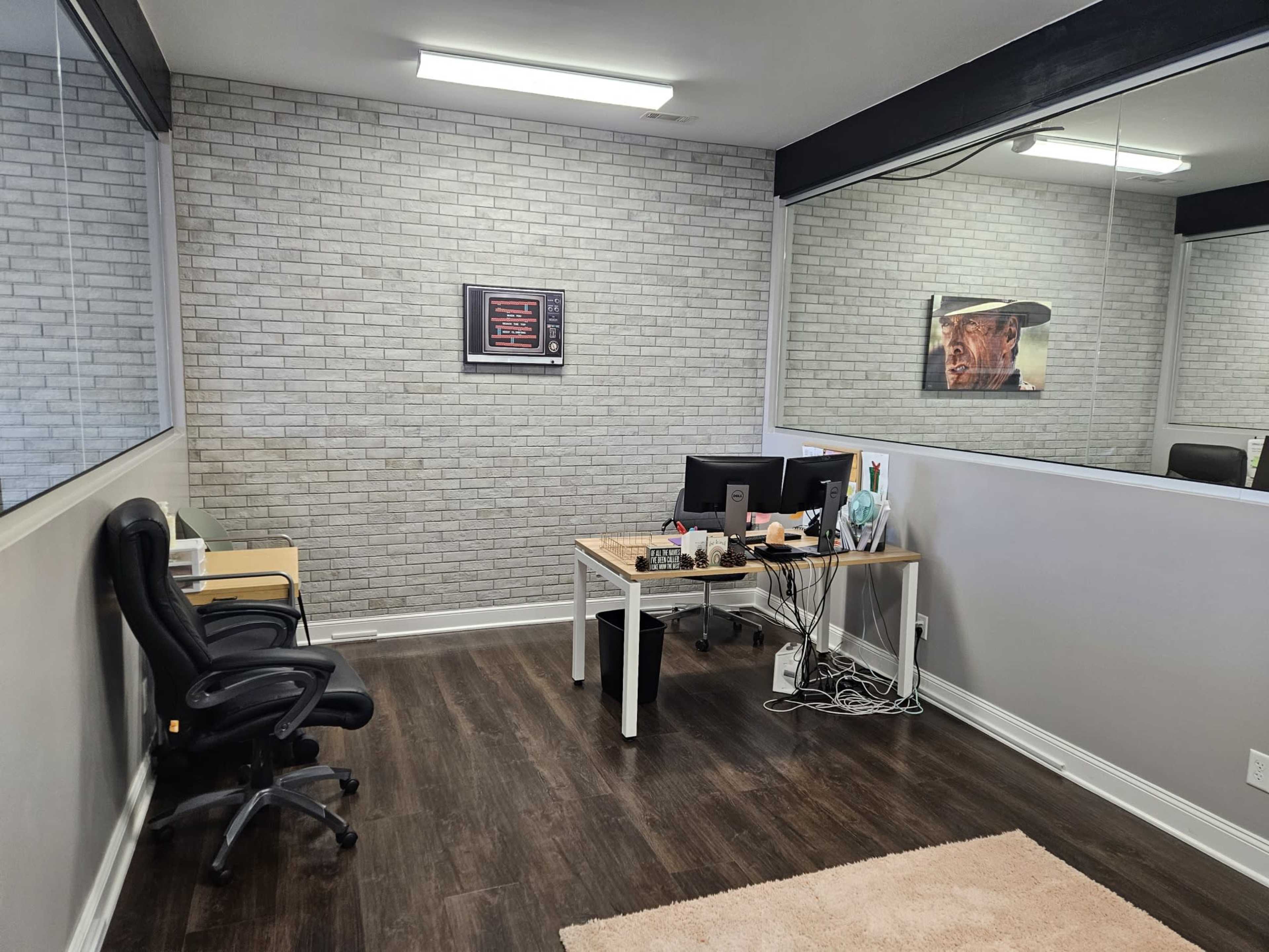 Convenient, Clean, Spacious Office Space- Perfect for Video/Photo Shoots Image in Bentonville, Bentonville, AR