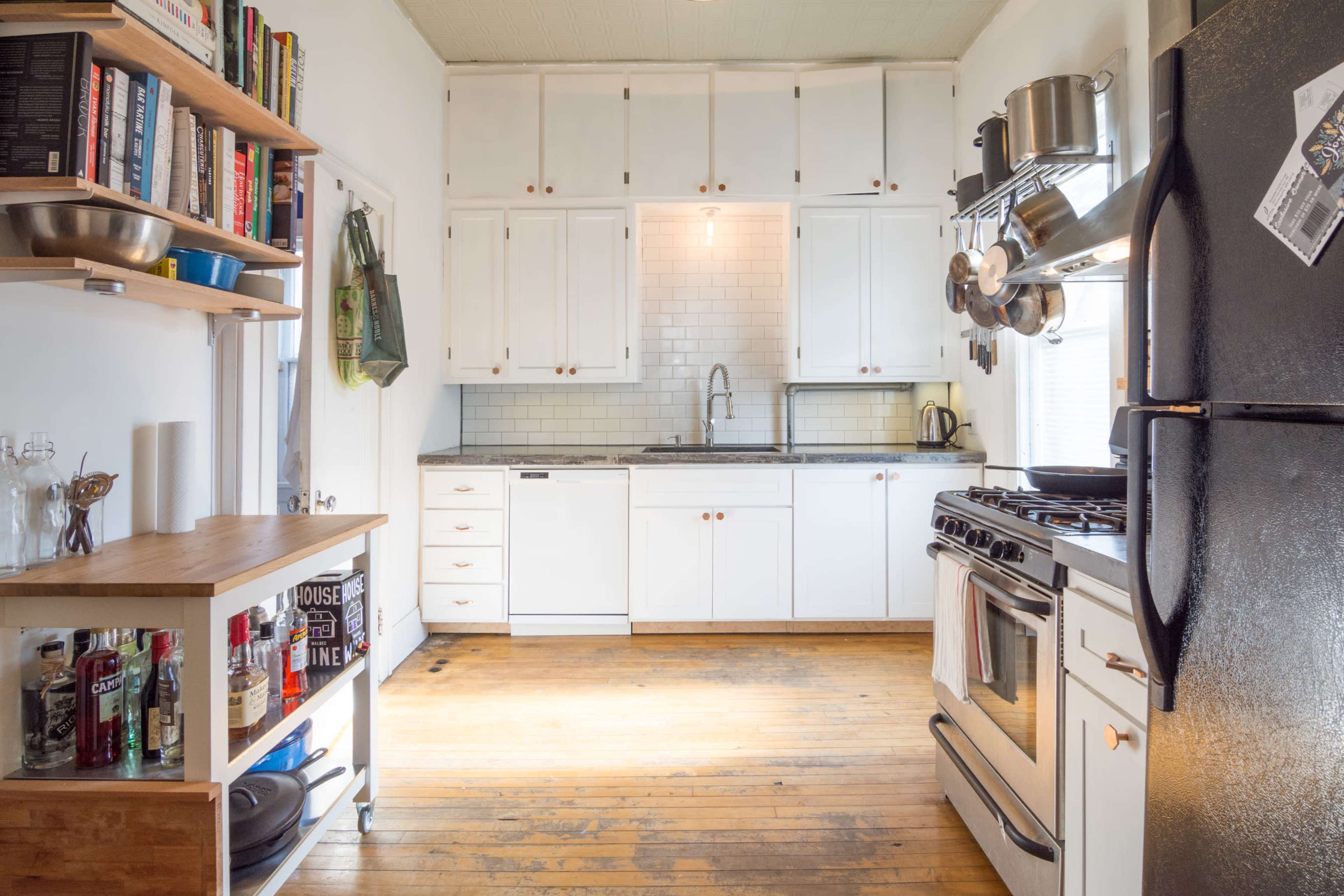 Sun-Filled, Historic NE Storefront Studio with Backyard & Sauna | Photo & Video Image in Northeast Minneapolis Arts District, Minneapolis, MN