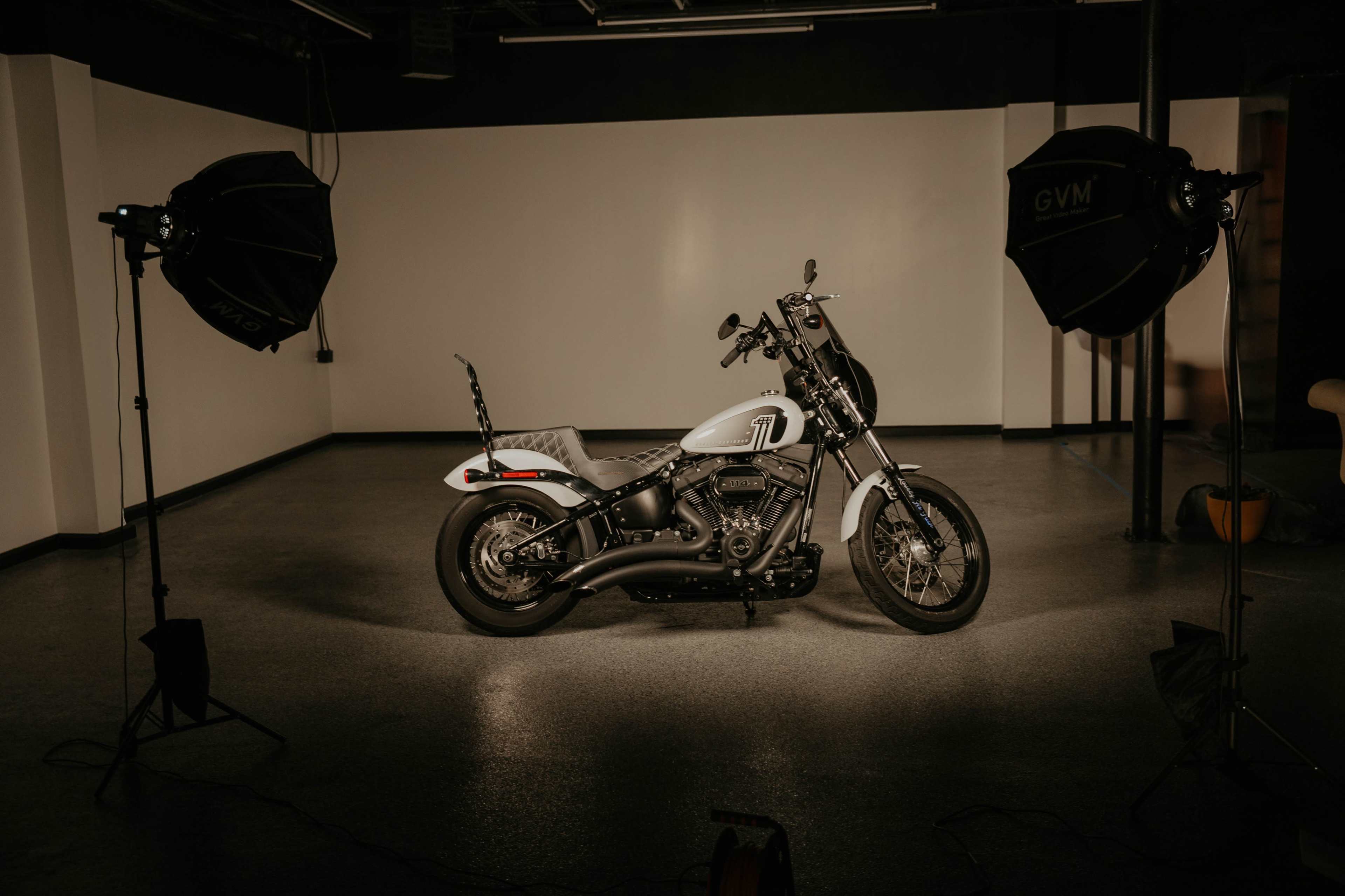 Large, Open, Garage Photography Studio Image in Northwest, Virginia Beach, VA
