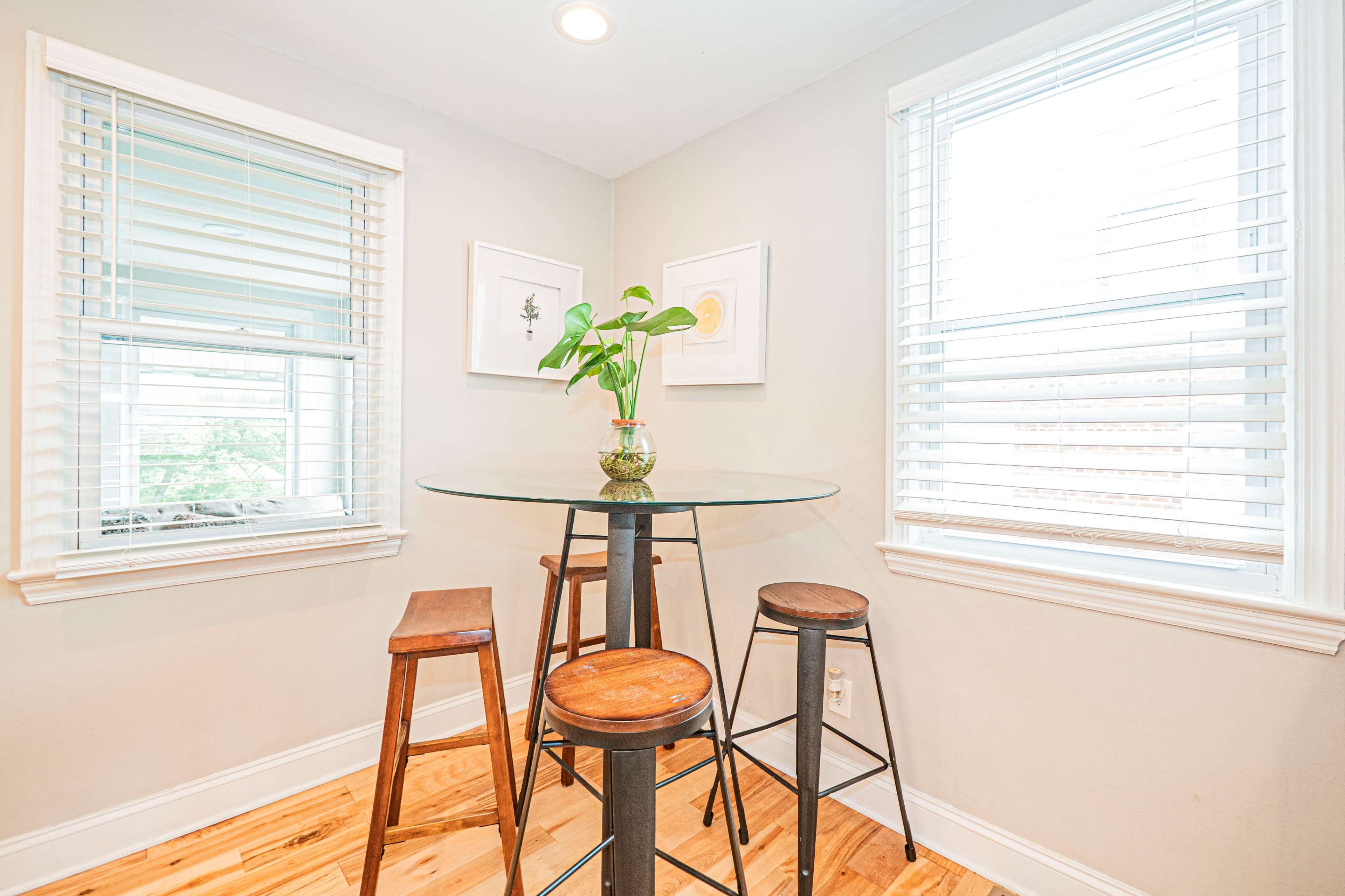 Charming & Relaxing 3BR Family-Friendly Stay in MD Image in District Heights, District Heights, MD