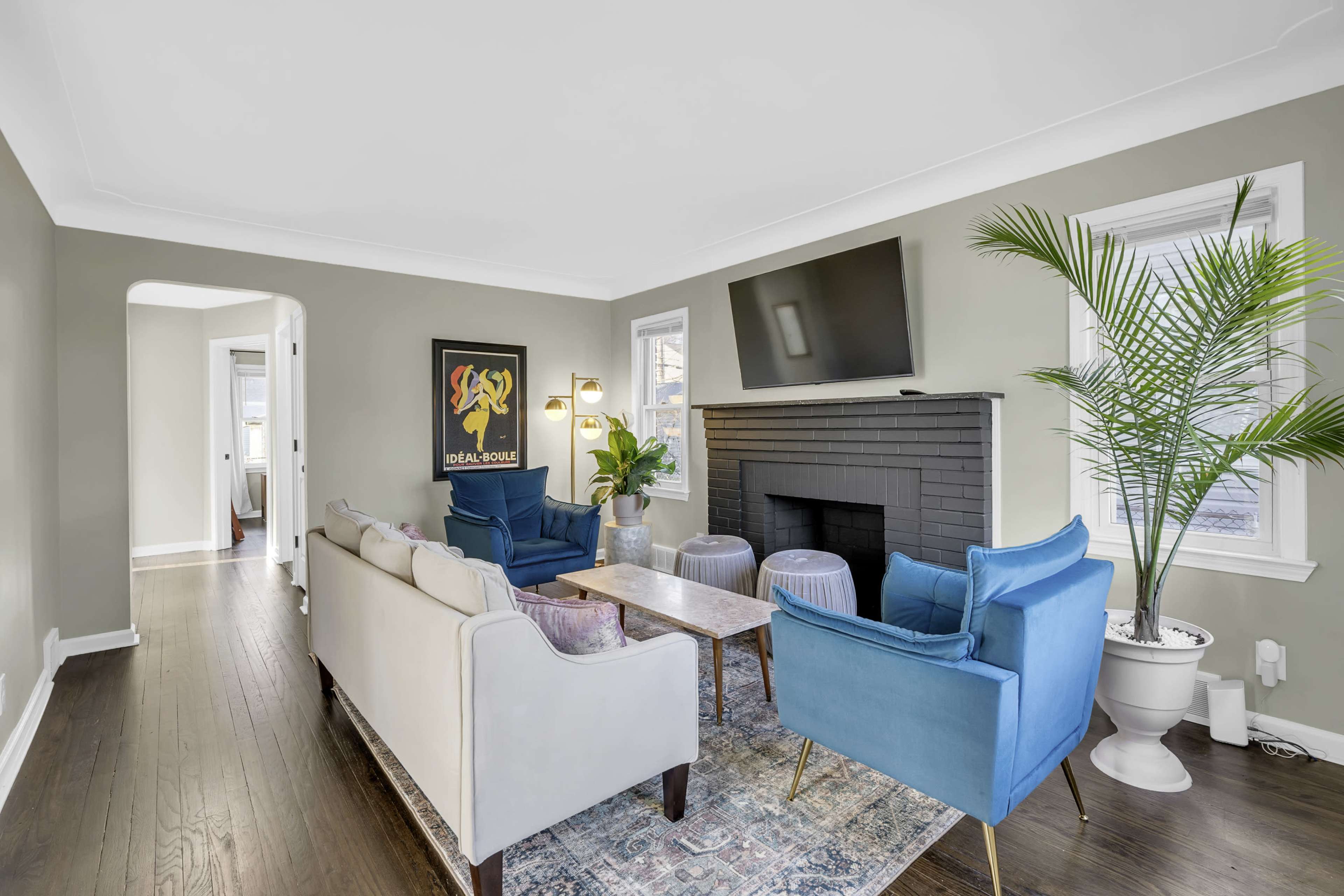 Design-Focused peaceful suburban home Image in Madison Heights, Madison Heights, MI