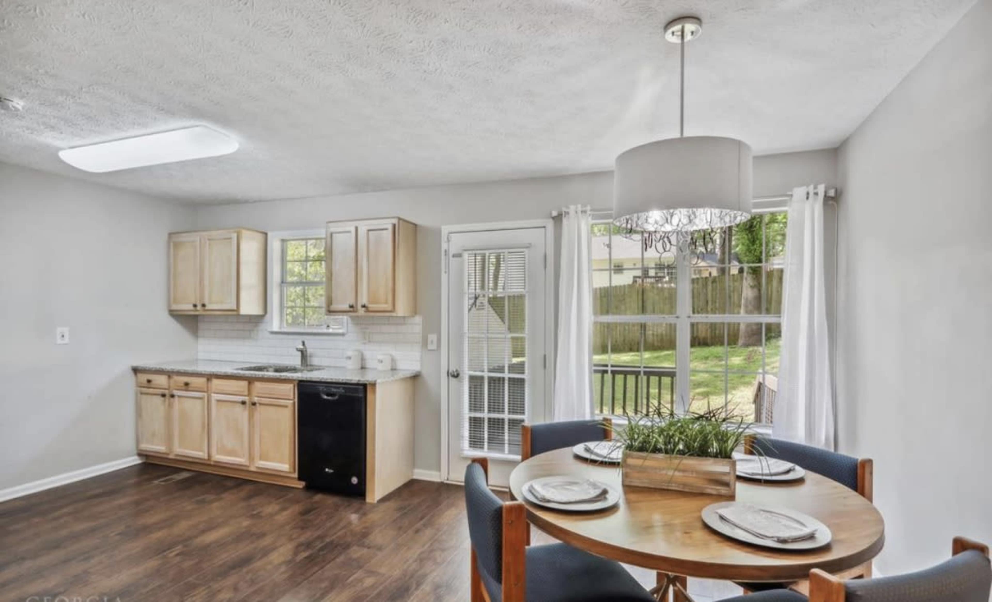 Bright and Modern Home with Cozy Backyard Image in Hapeville, Hapeville, GA