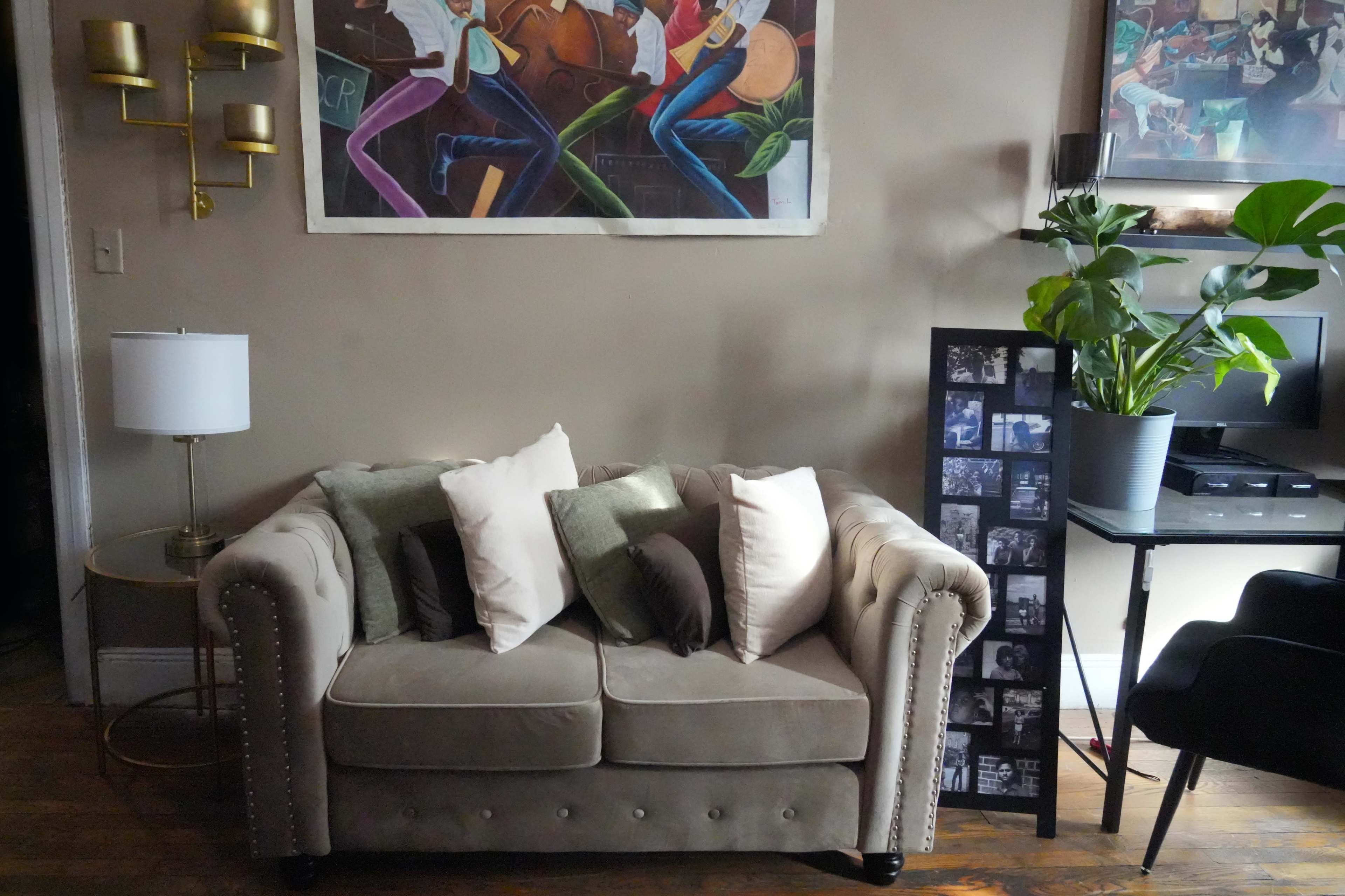 Historic Harlem Living Room for Film, Podcast and Creative Productions Image in Harlem, New York, NY