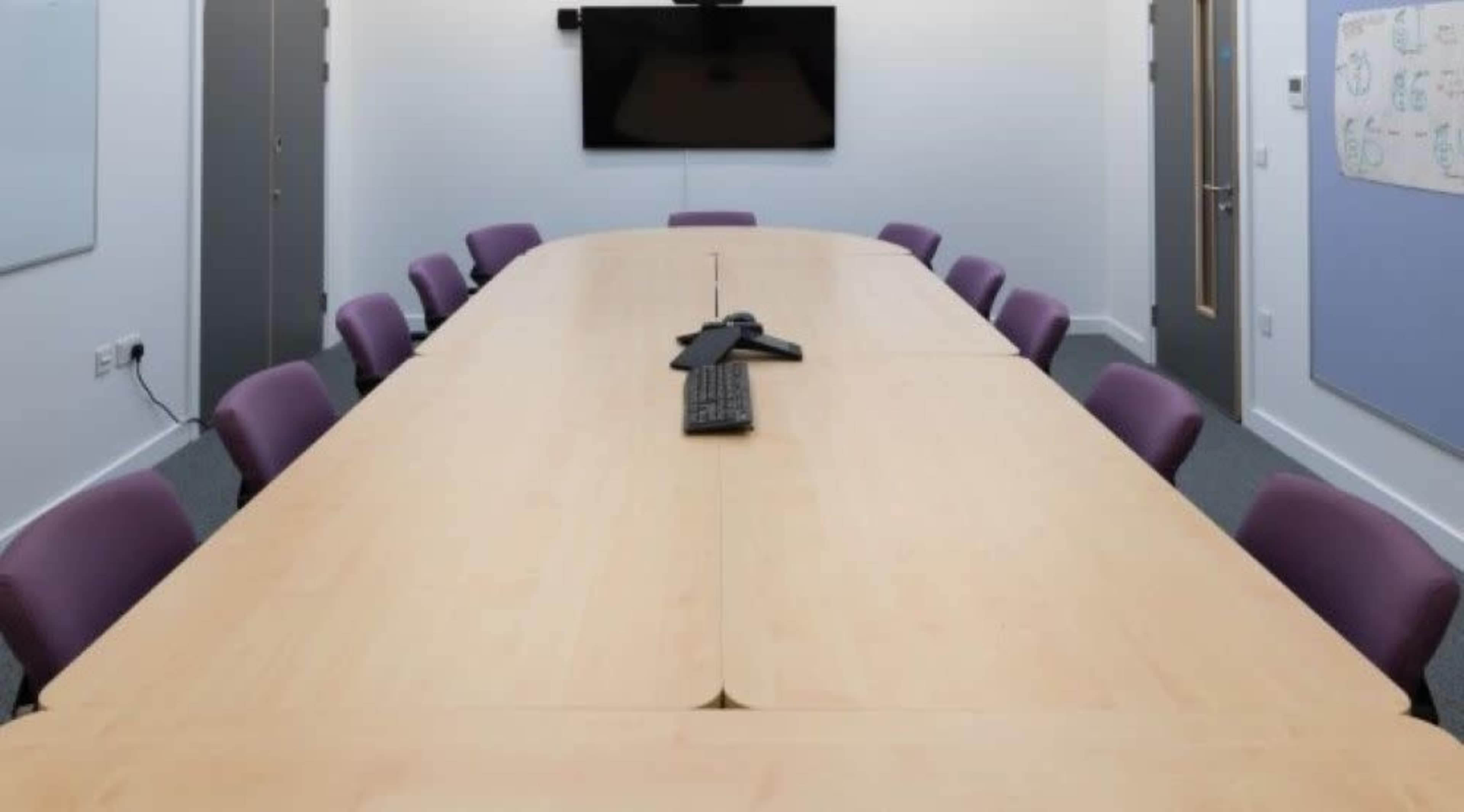 Professional space for meetings in a suburban area.  - catering for all audiences and size of venue can be flexed. Image in Heald Green, Manchester, ENG