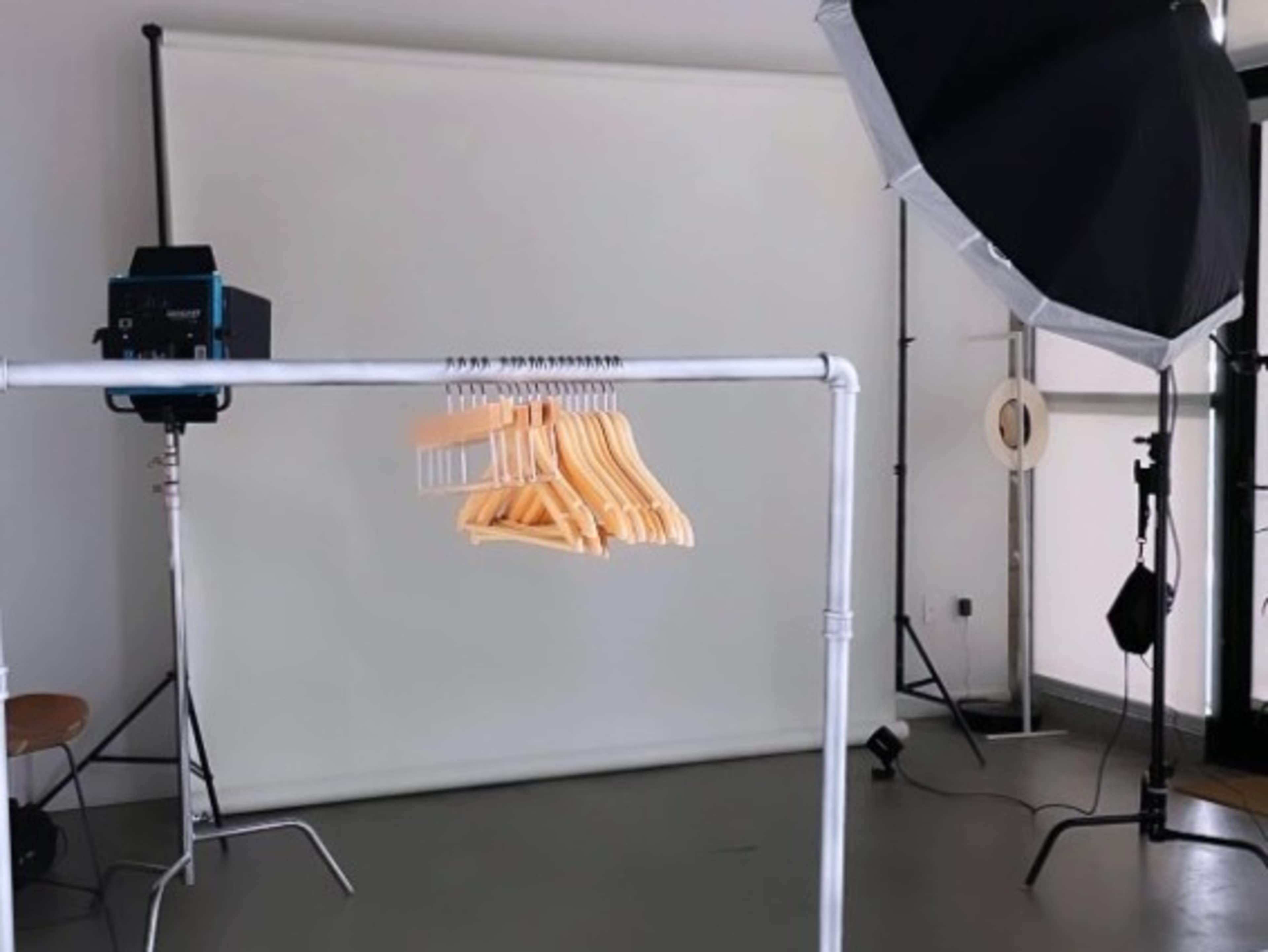 White Seamless Backdrop