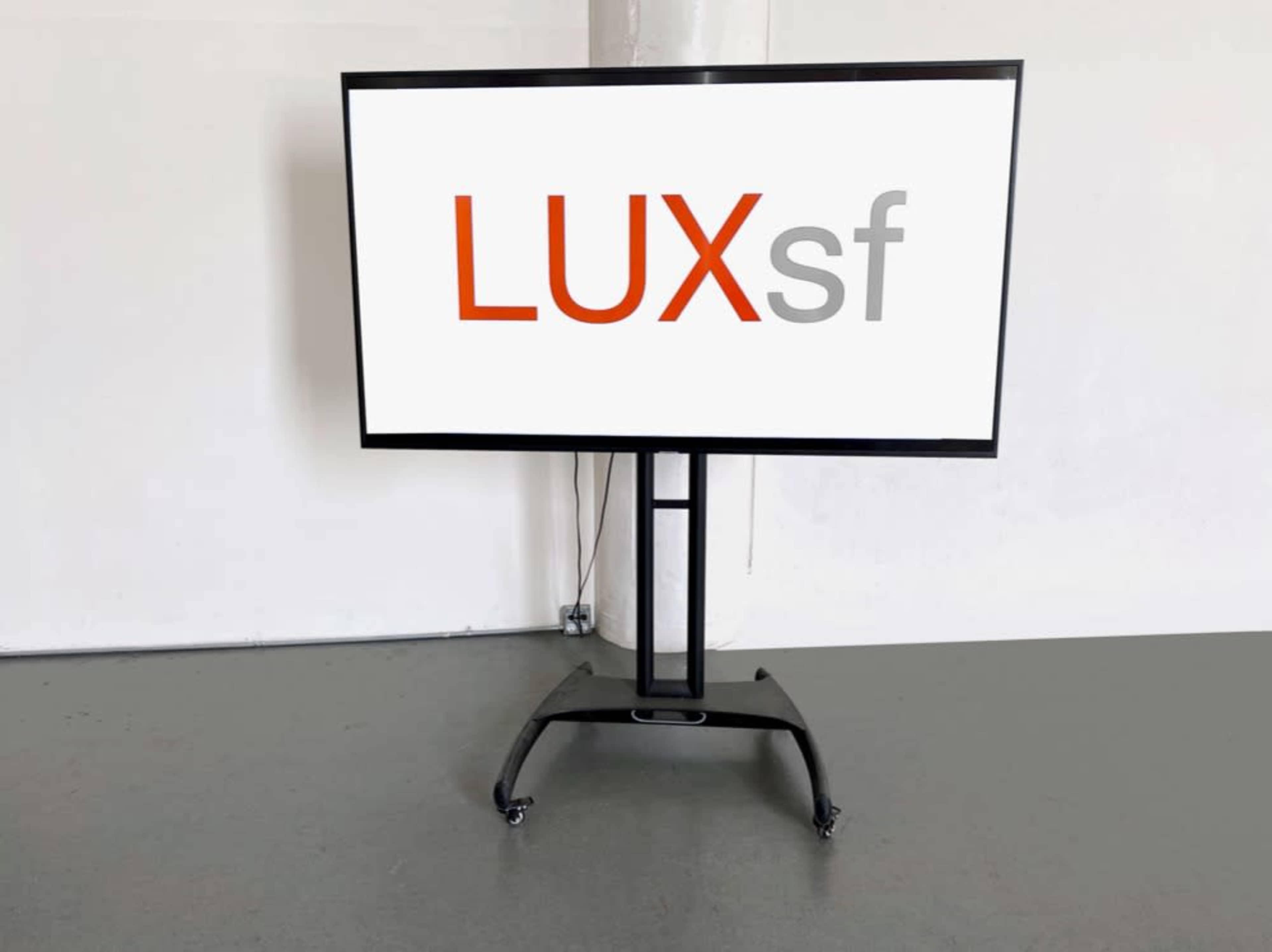75" 4K TV