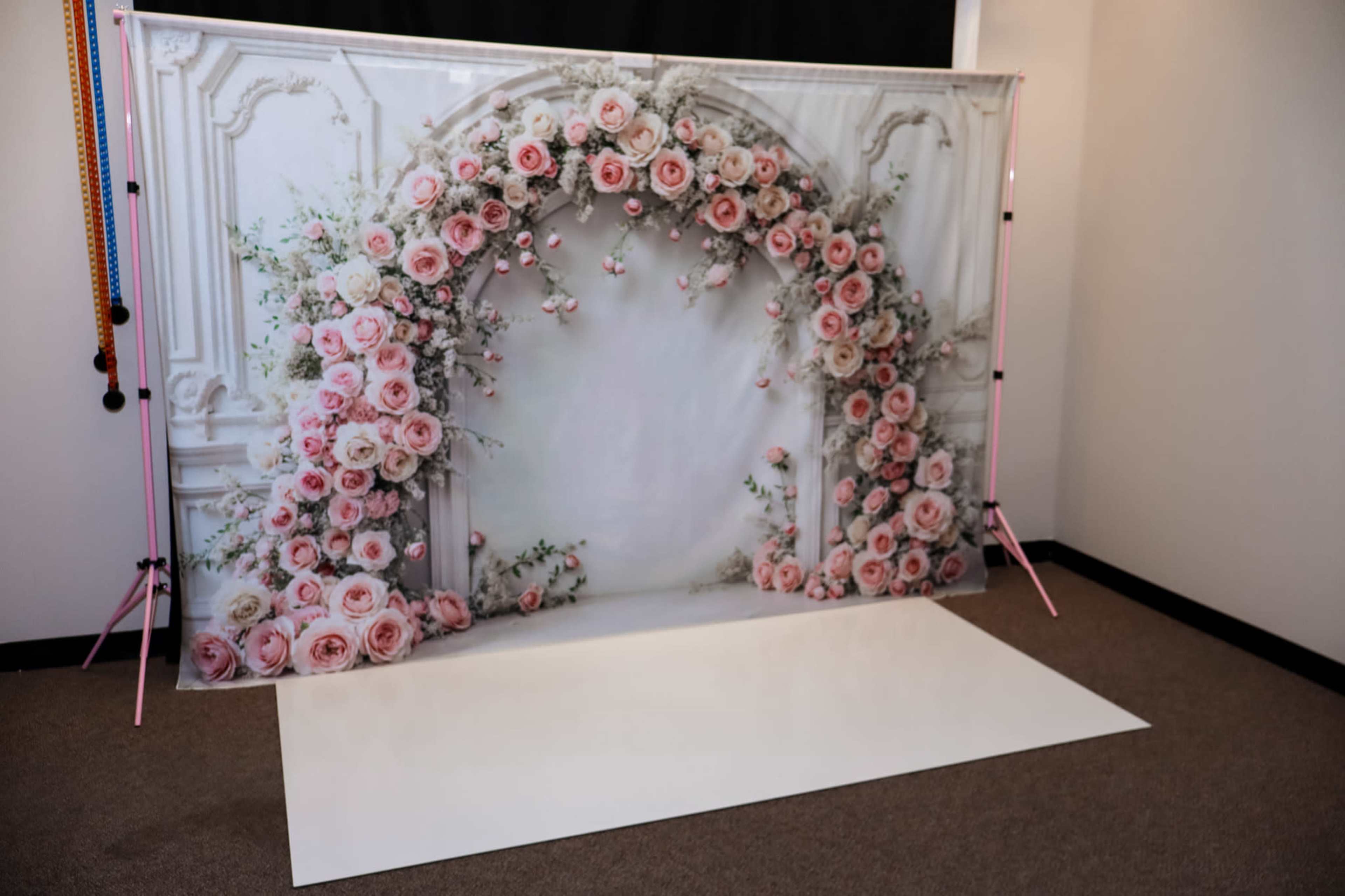 Valentines floral arch set for mini photo session Image in Applewood, Lakewood, CO