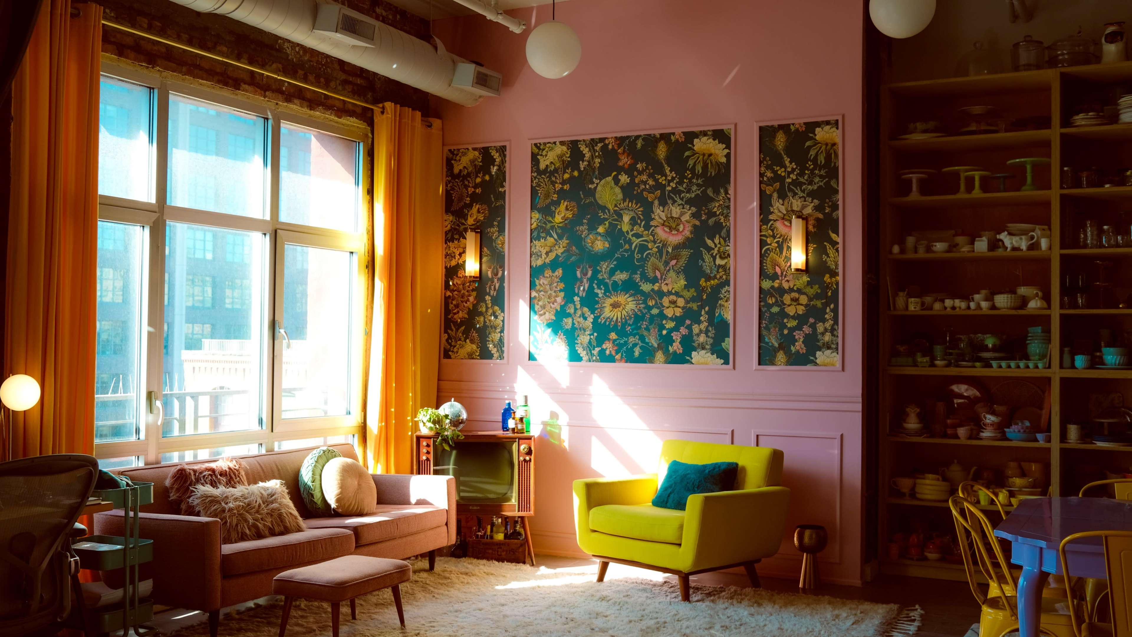 Stunning Loft with Magnificent Kitchen in Prime Dumbo - Perfect for Photoshoots, Dinner Parties, Filming, and Client Meetings Image in Vinegar Hill, BROOKLYN, NY