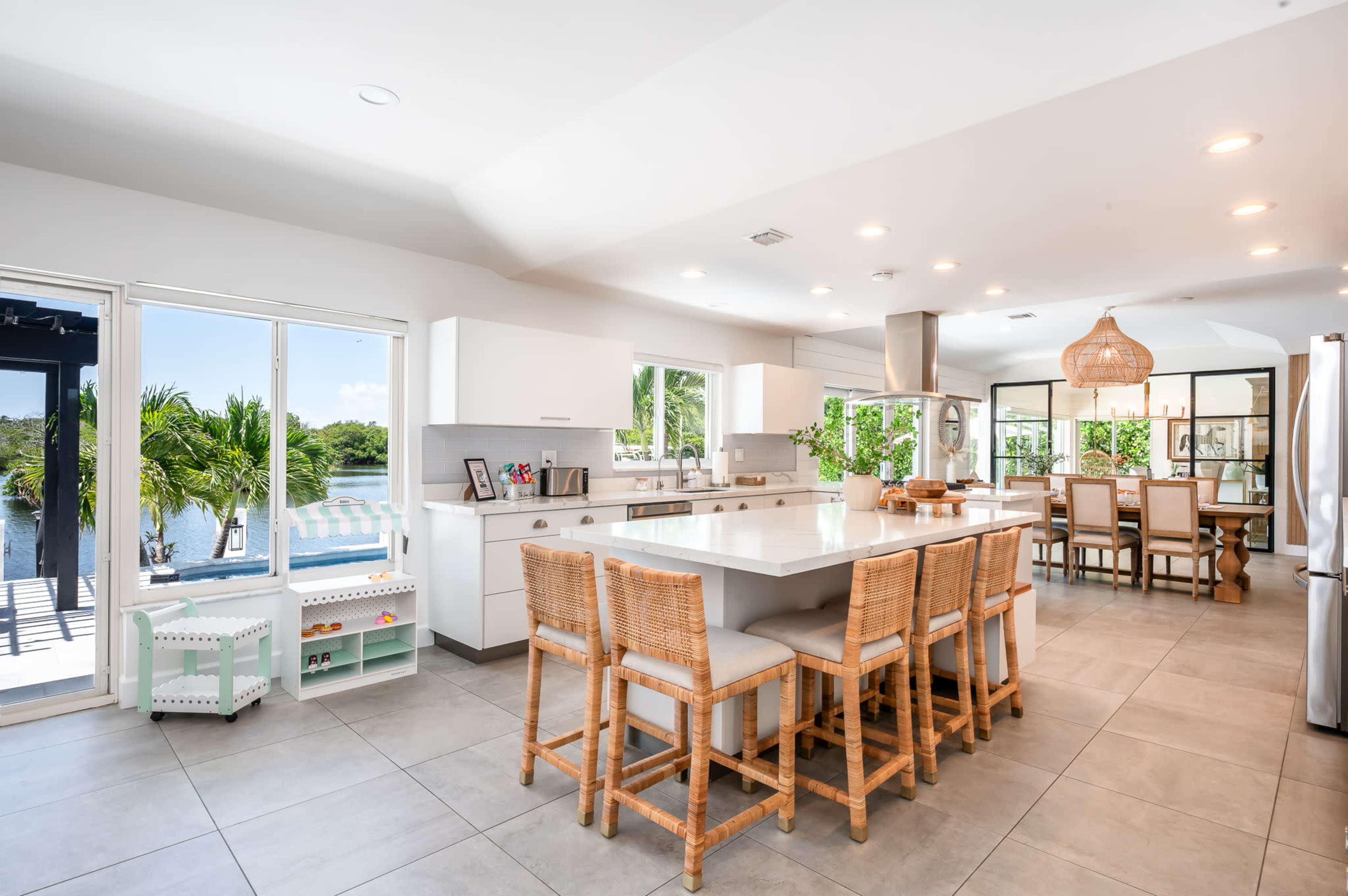 100 Ft of Private Intercoastal Waterway Image in Ocean Ridge, Ocean Ridge, FL