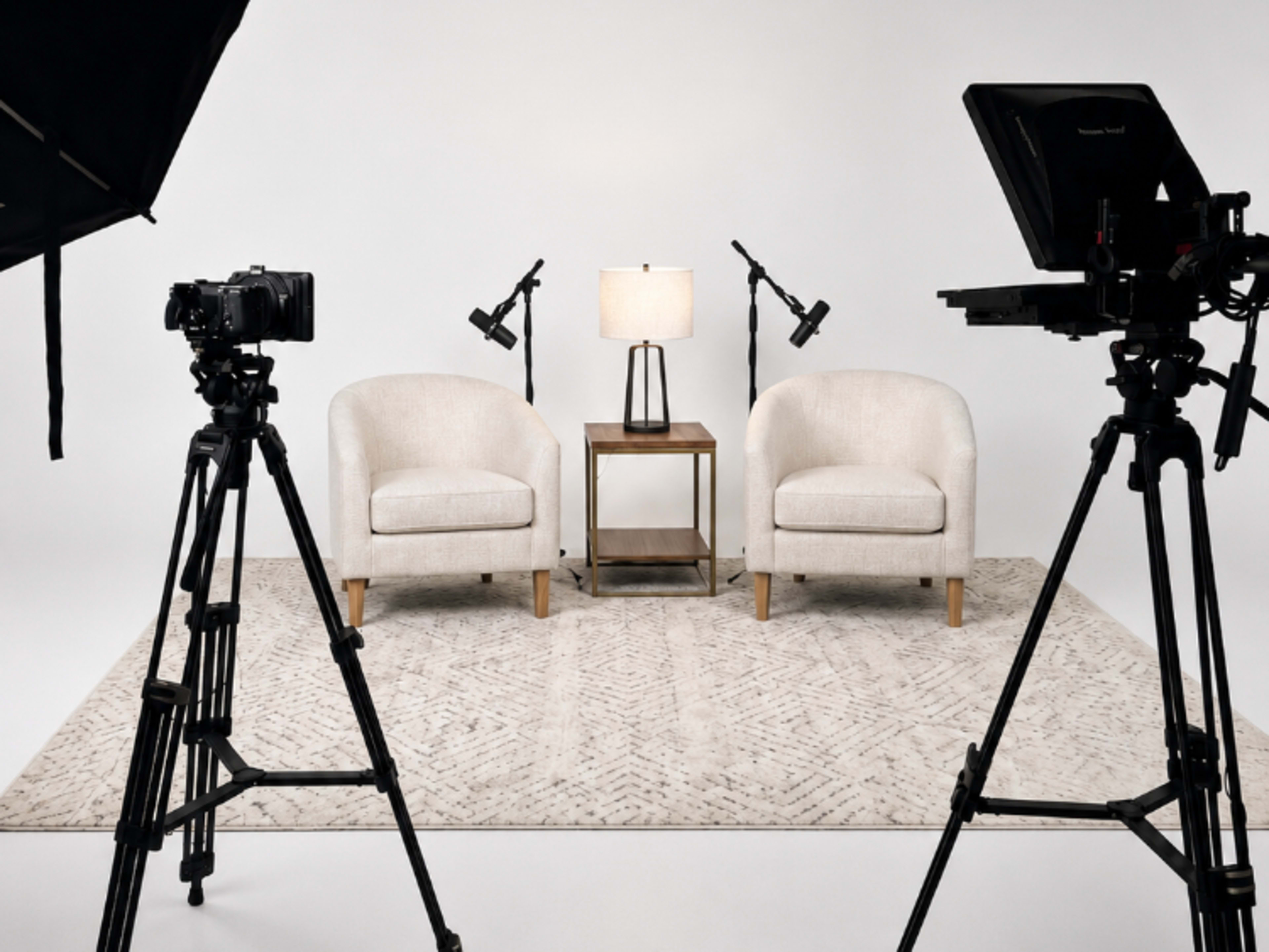 4K Cameras & Microphones 