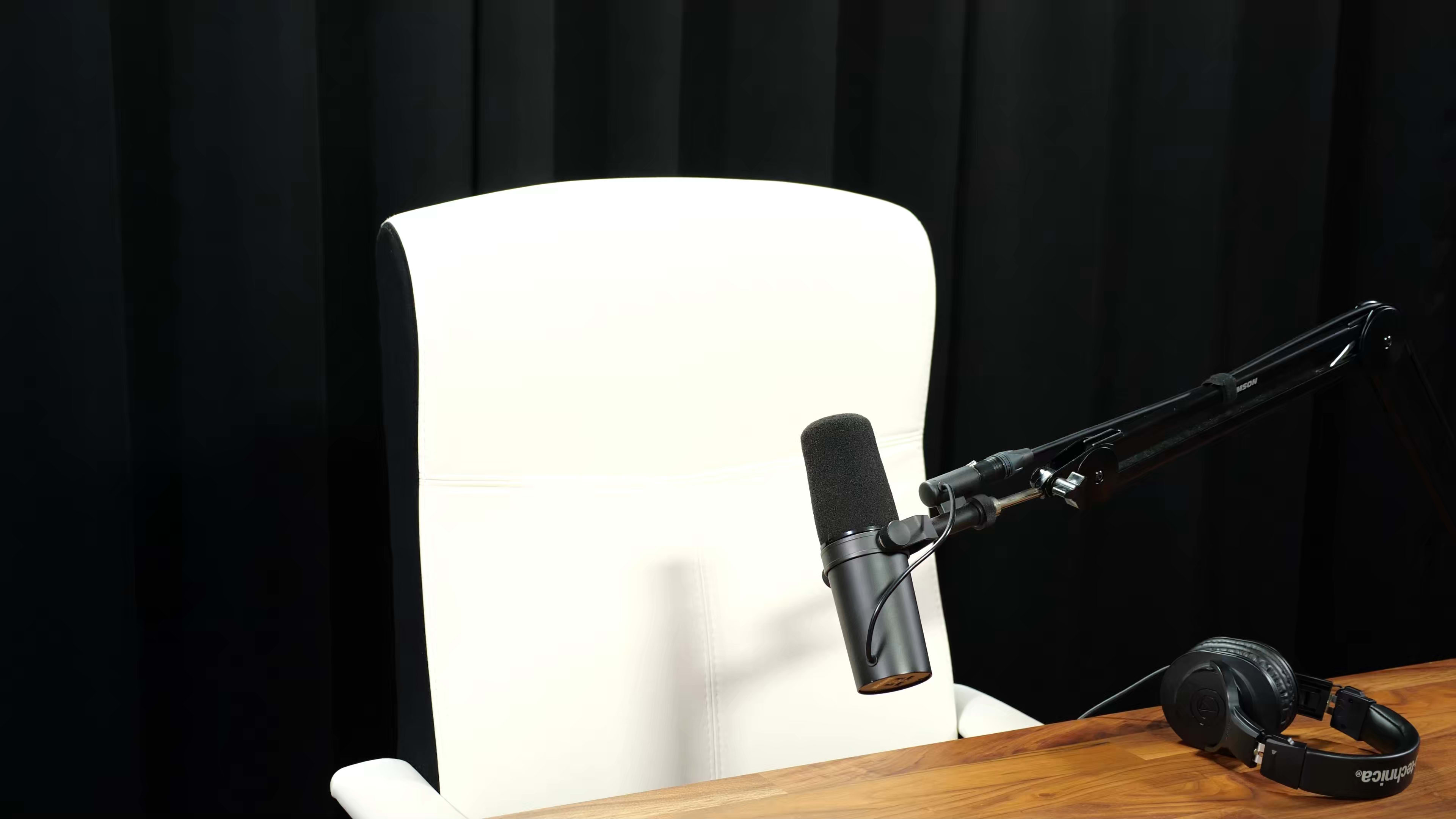 Podcast Recording Studio in Burbank Image in Burbank, Burbank, CA