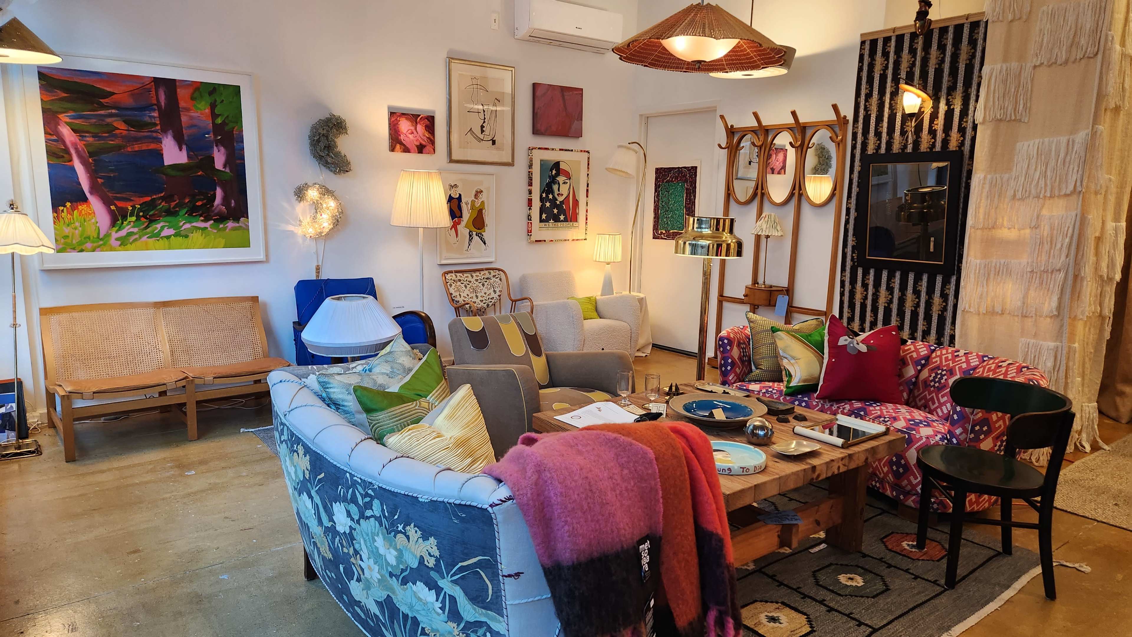 Chinatown/Lower East Side: cozy room with amazing design objects Image in Bowery, new york, NY