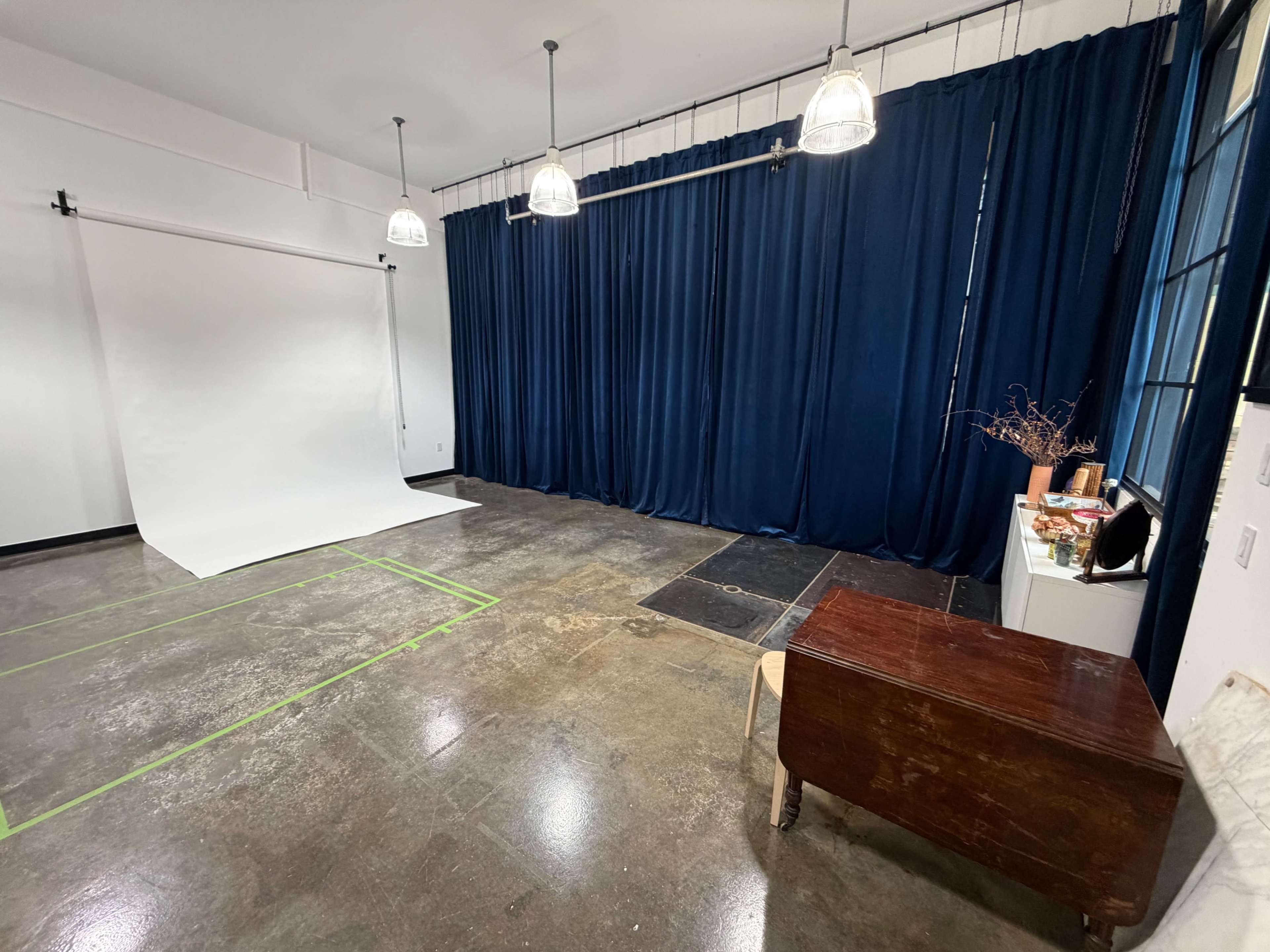 Downtown Avondale Studio with Floor to Ceiling Windows Image in Avondale Estates, Avondale Estates, GA