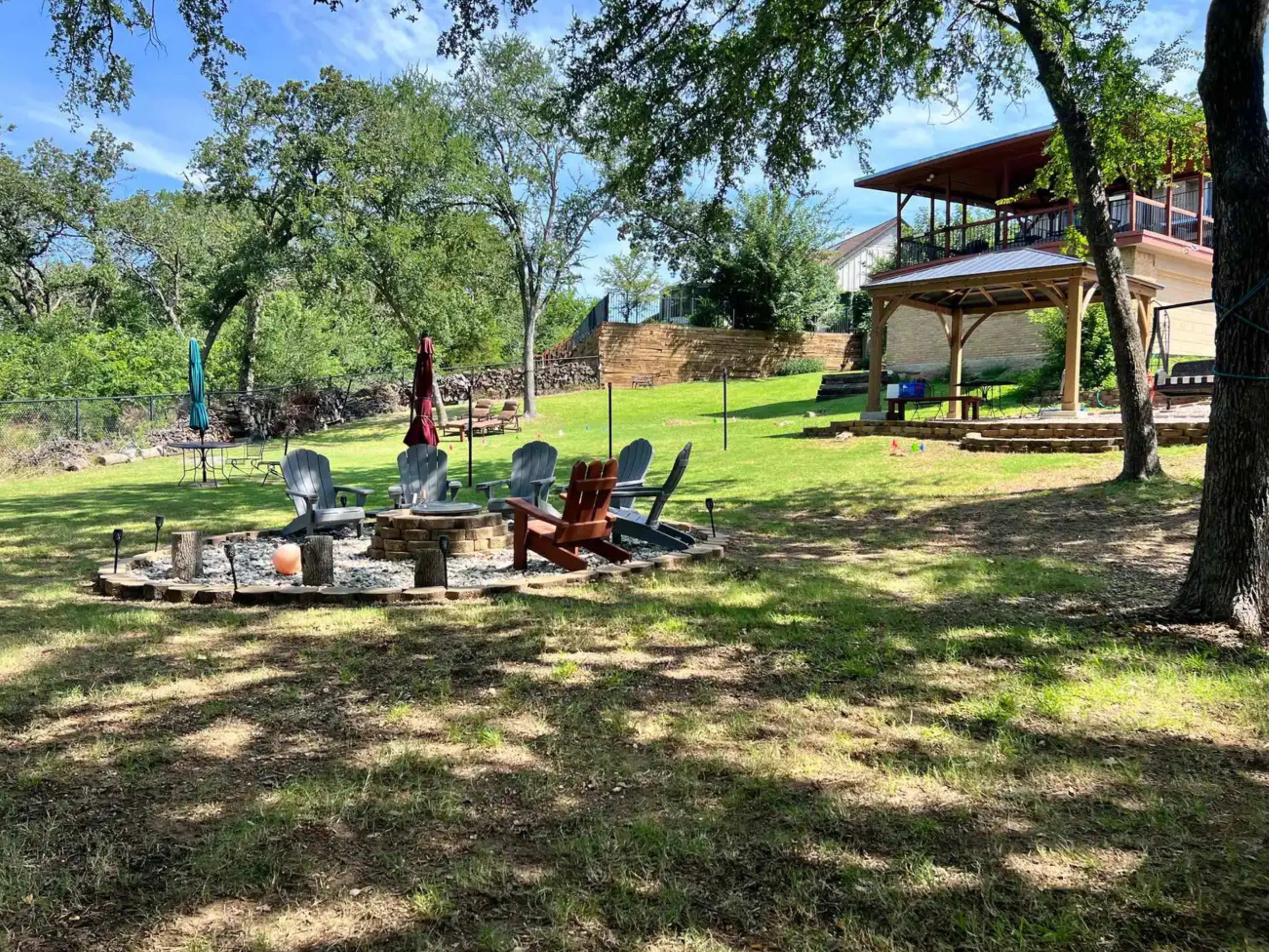 Relaxing Lake-Access Outdoor Space Image in Hickory Creek, Lake Dallas, TX