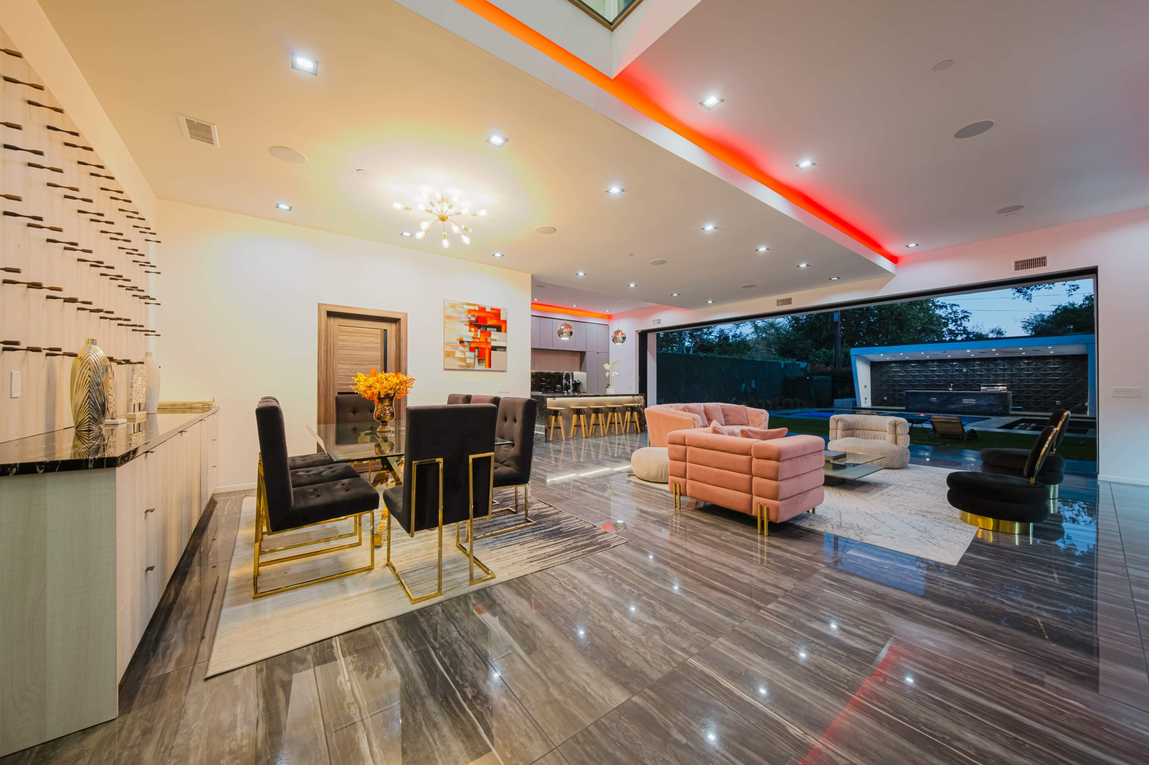 MODERN MARVEL WITH LUXE OUTDOOR OASIS Image in North Hollywood, Toluca Lake, CA