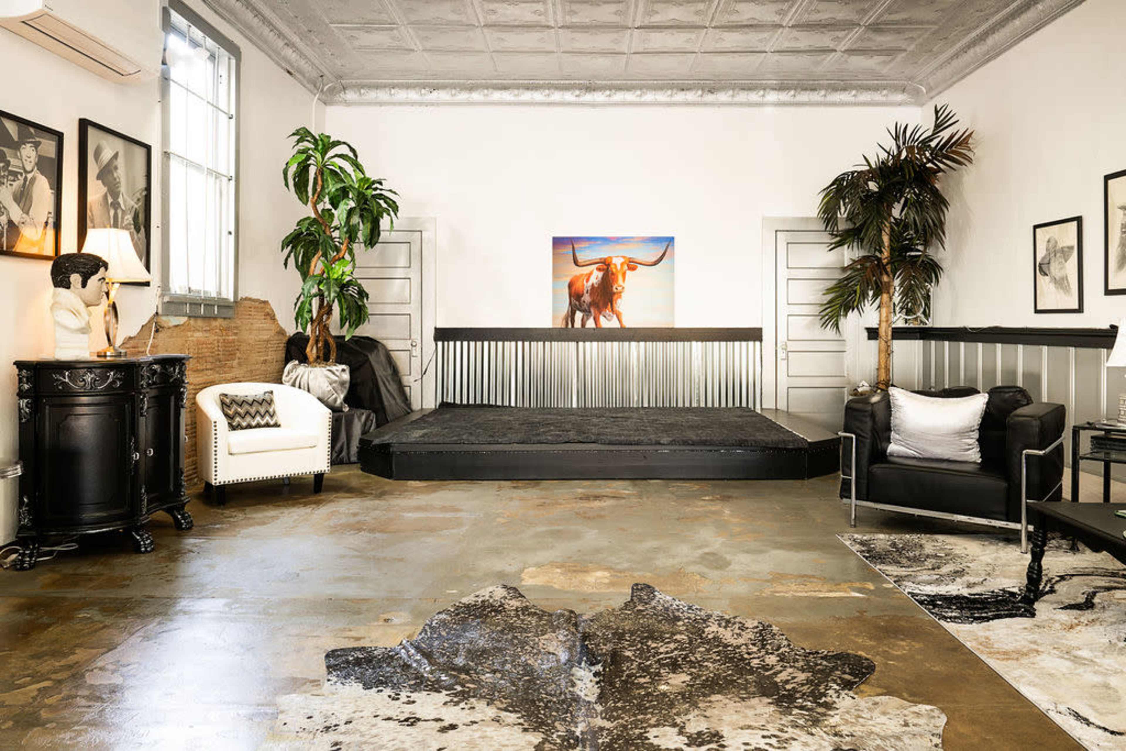 Vintage Motorcycle Museum in 1930's Ford Dealership Image in Johnson City, Johnson City, TX