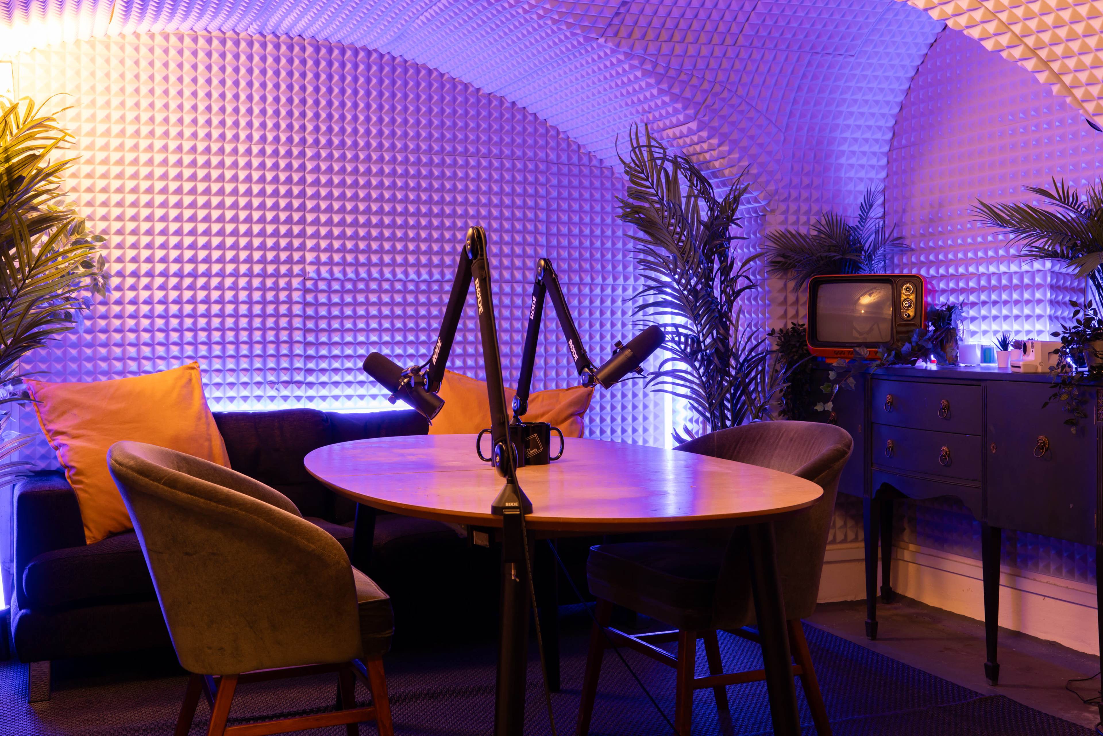 Podcast Studio Image in Soho, London, ENG