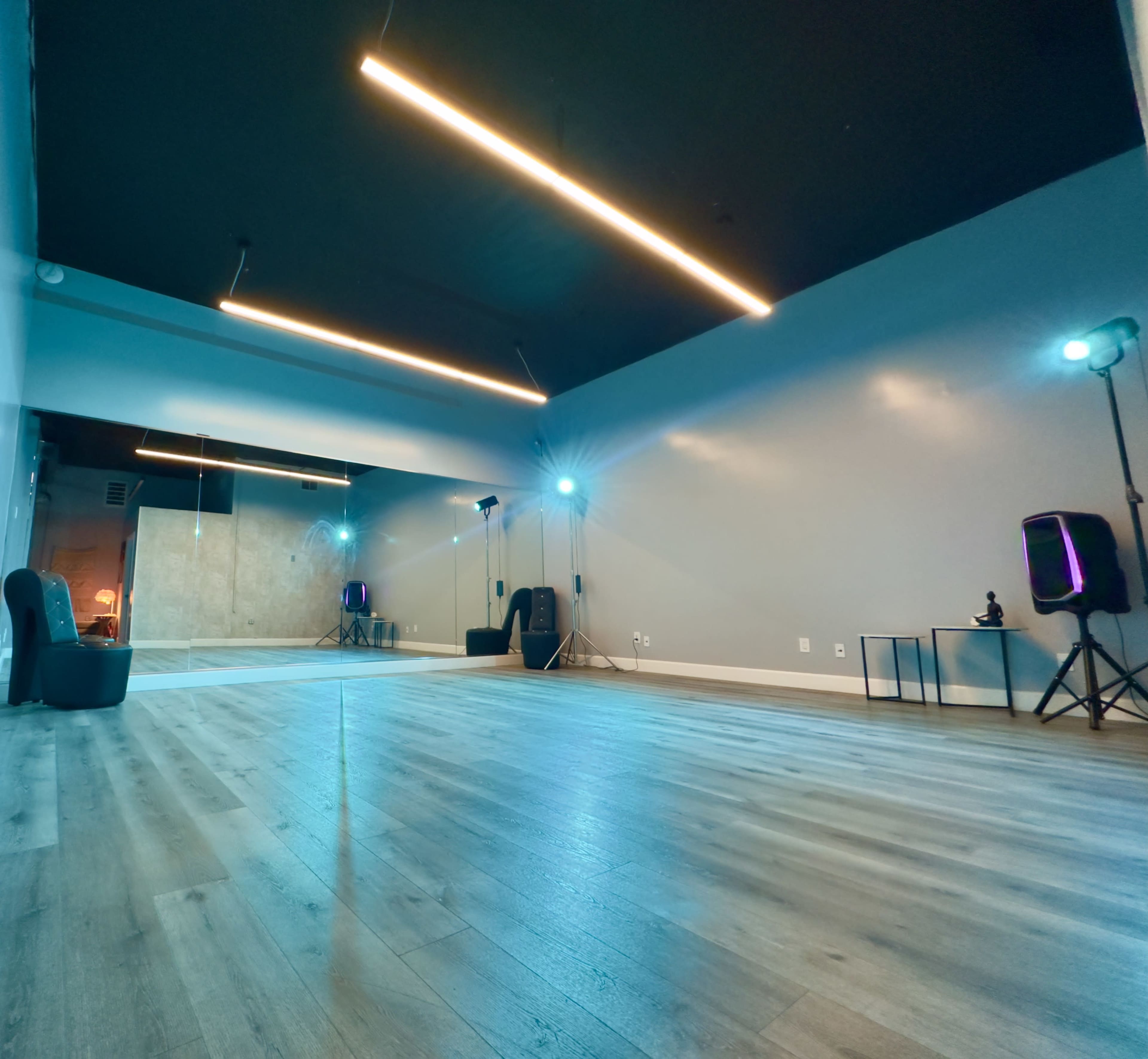 Private Dance Studio In Luxury Apartment Complex preview