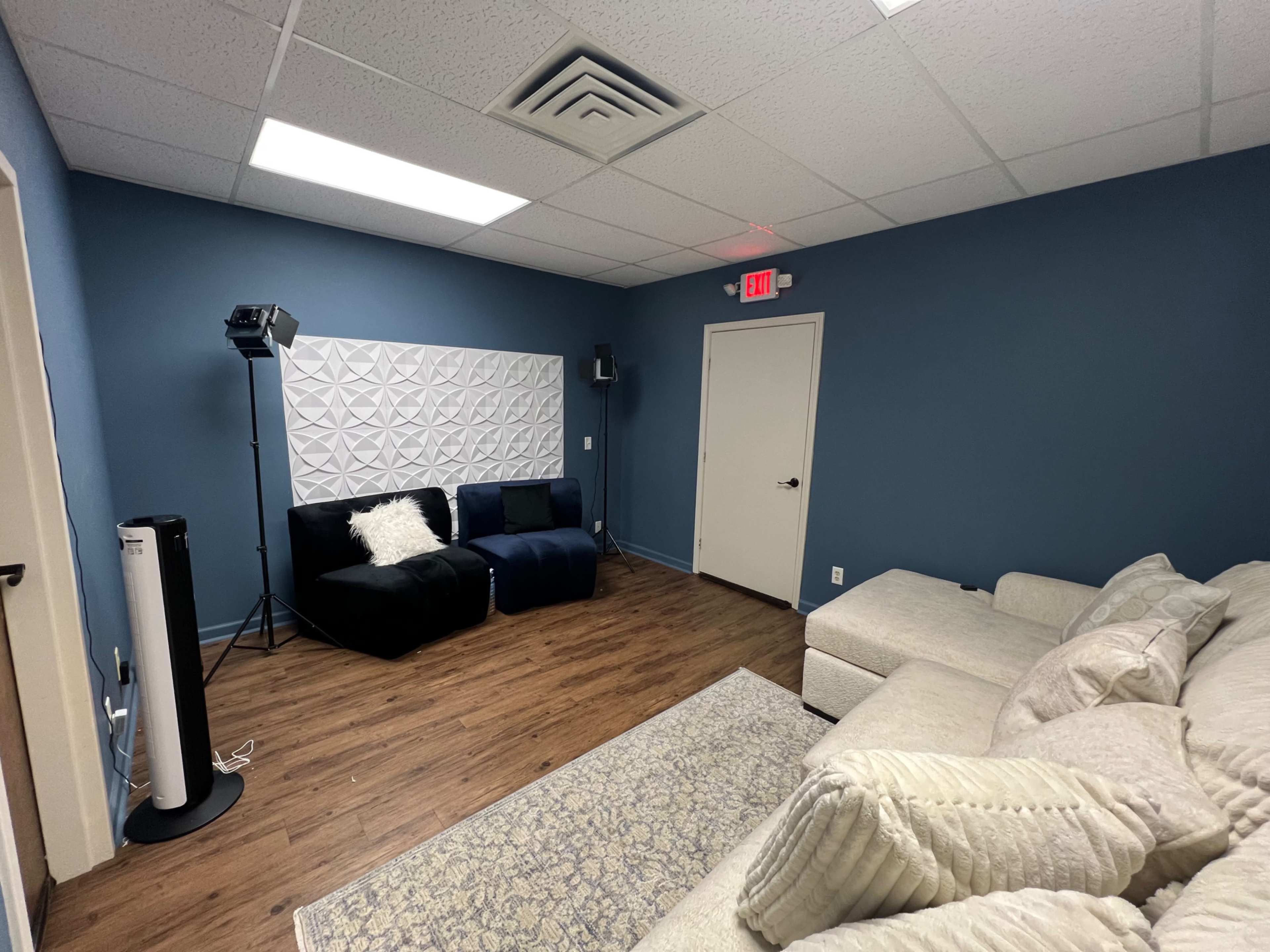 Urban Studio with Homey Feel Image in Winder, winder, GA