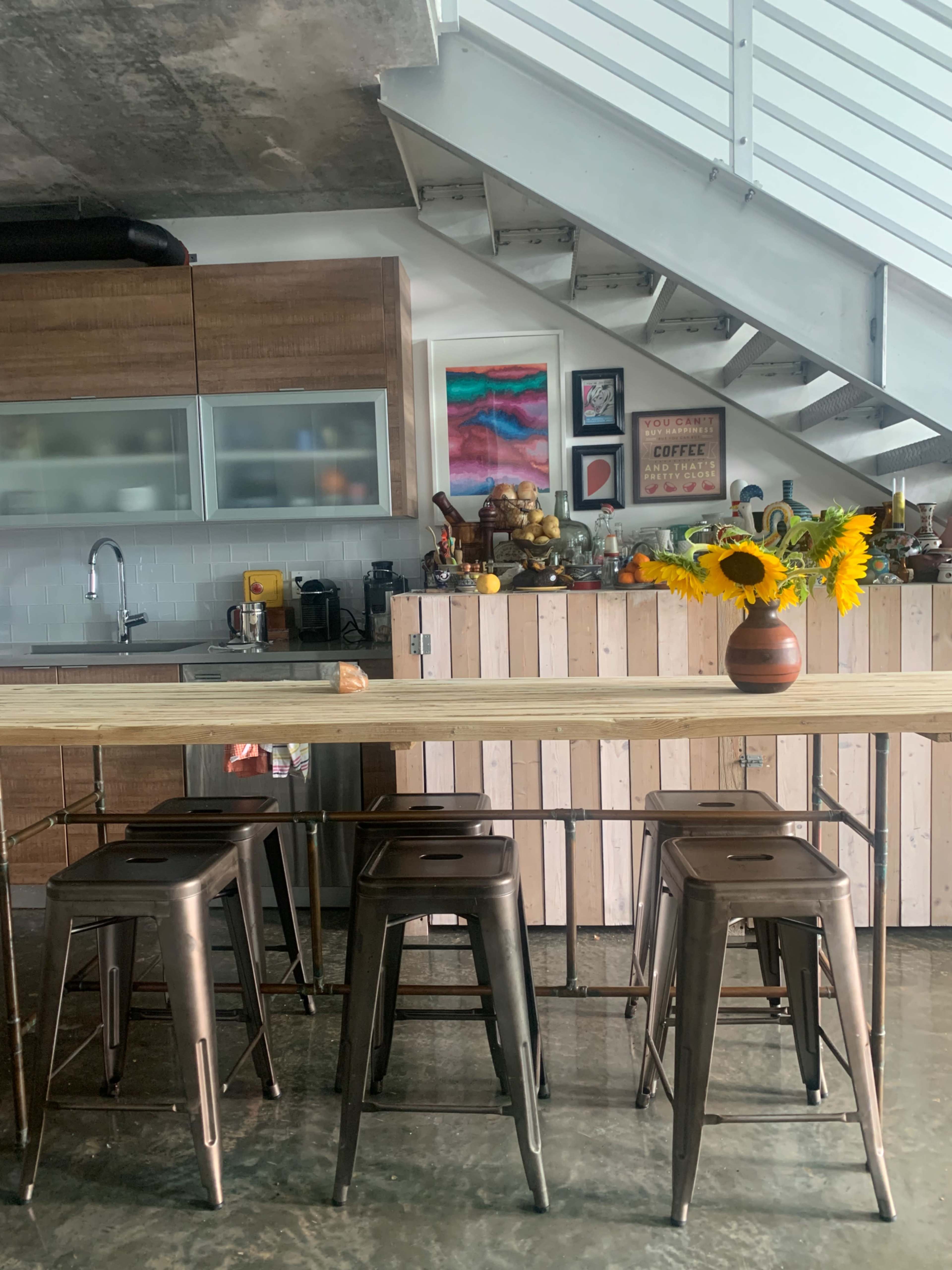 Fun airy Loft Image in Town Square, Miami, FL