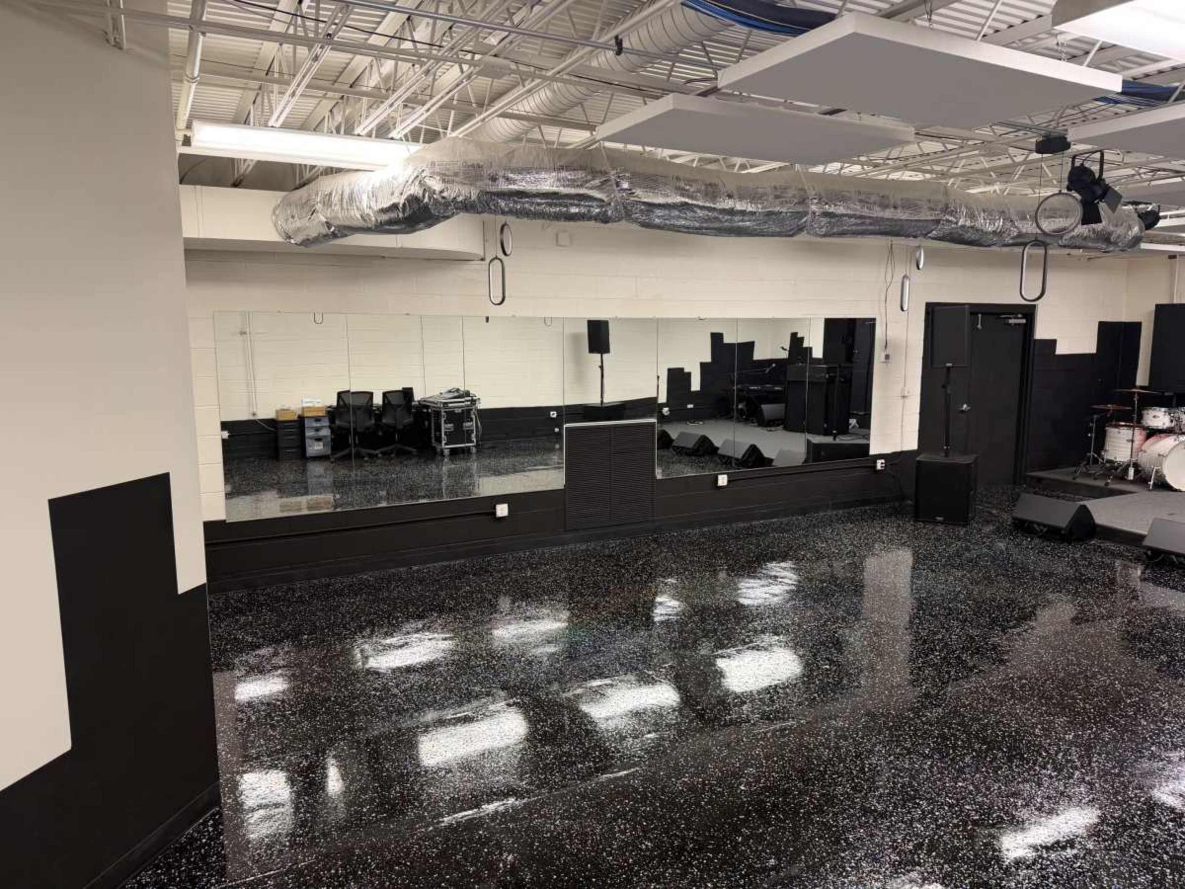 Modern Recording Studio and Rehearsal Space Image in Lavista Park, Atlanta, GA