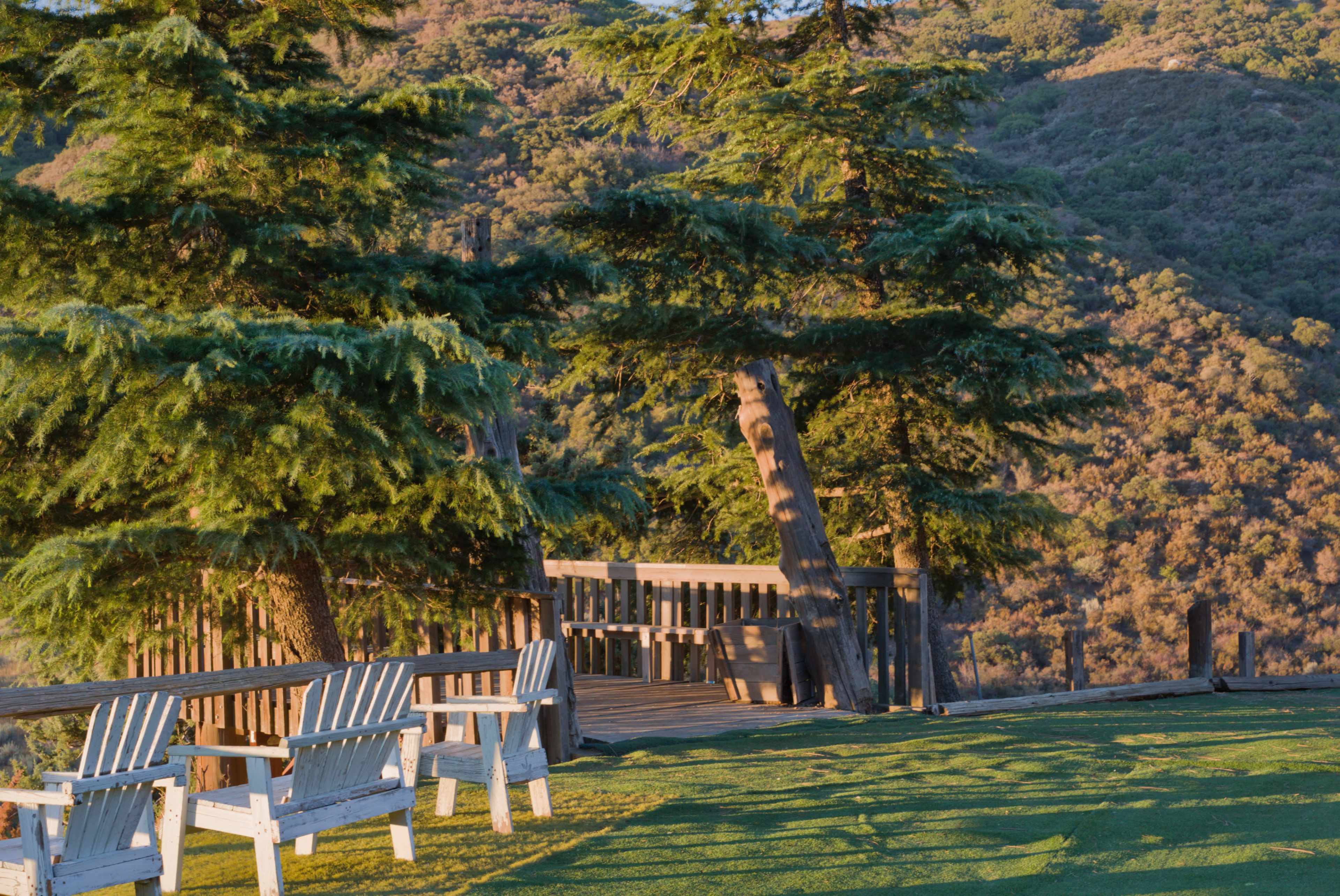 Romantic Vista Deck Overlooking Secluded Valley Image in Leona Valley, Leona Valley, CA