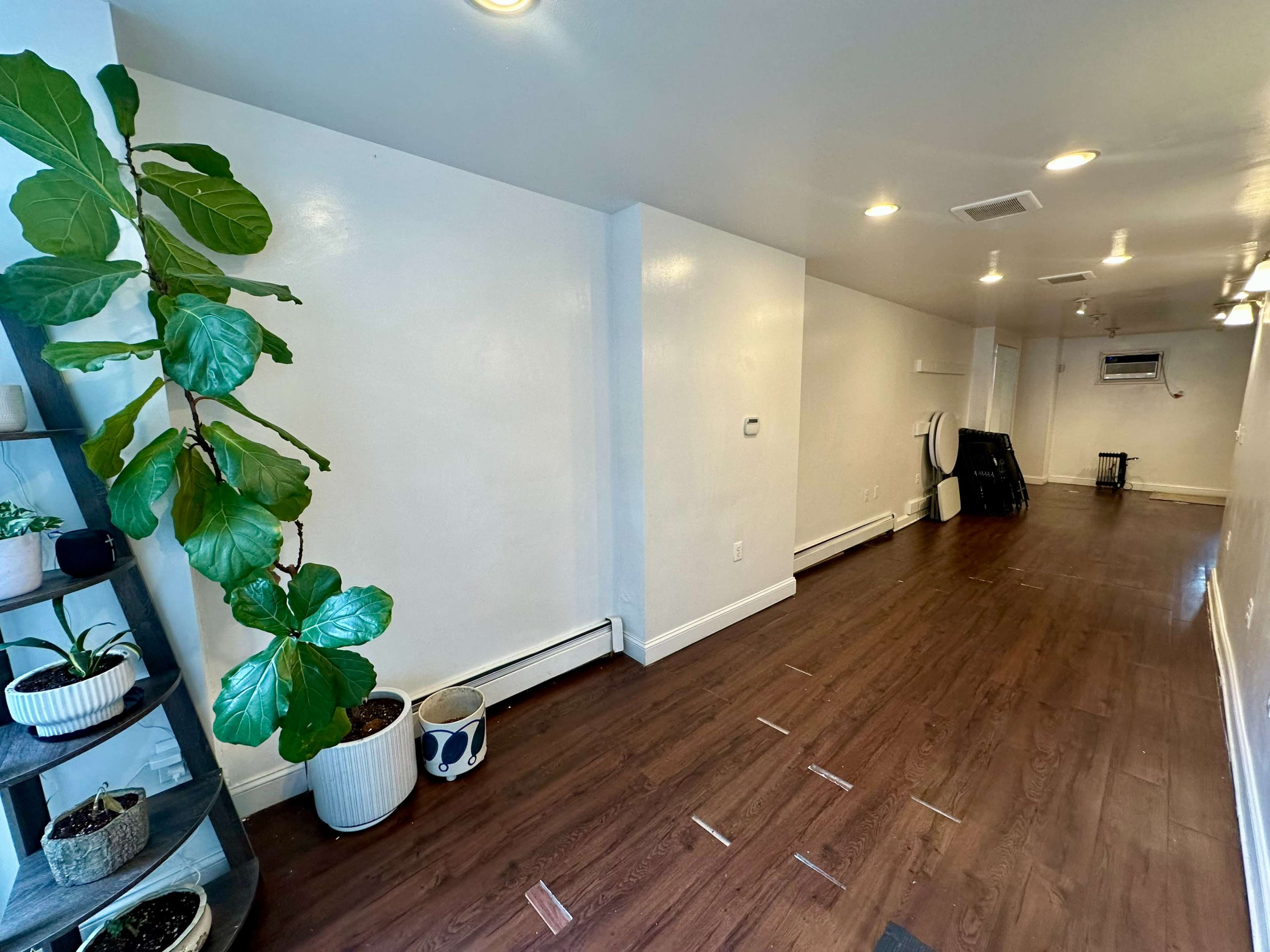 Quaint Central Harlem Space Ideal for Pop-Ups, Events, & Creative Use Image in Harlem, New York, NY