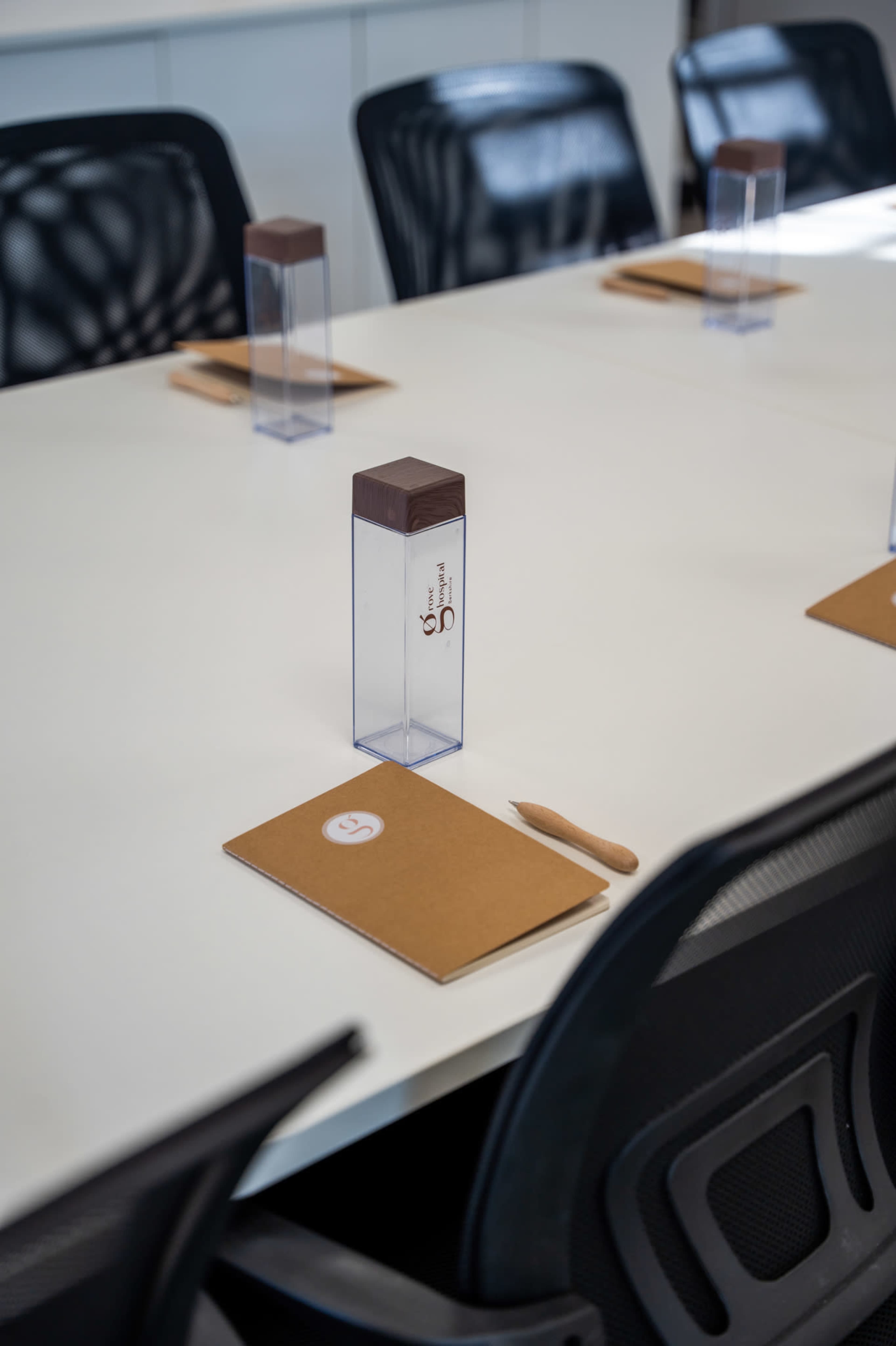 Meeting room located in a luxury Hospital surrounded by nature Image in White Waltham, Maidenhead, ENG