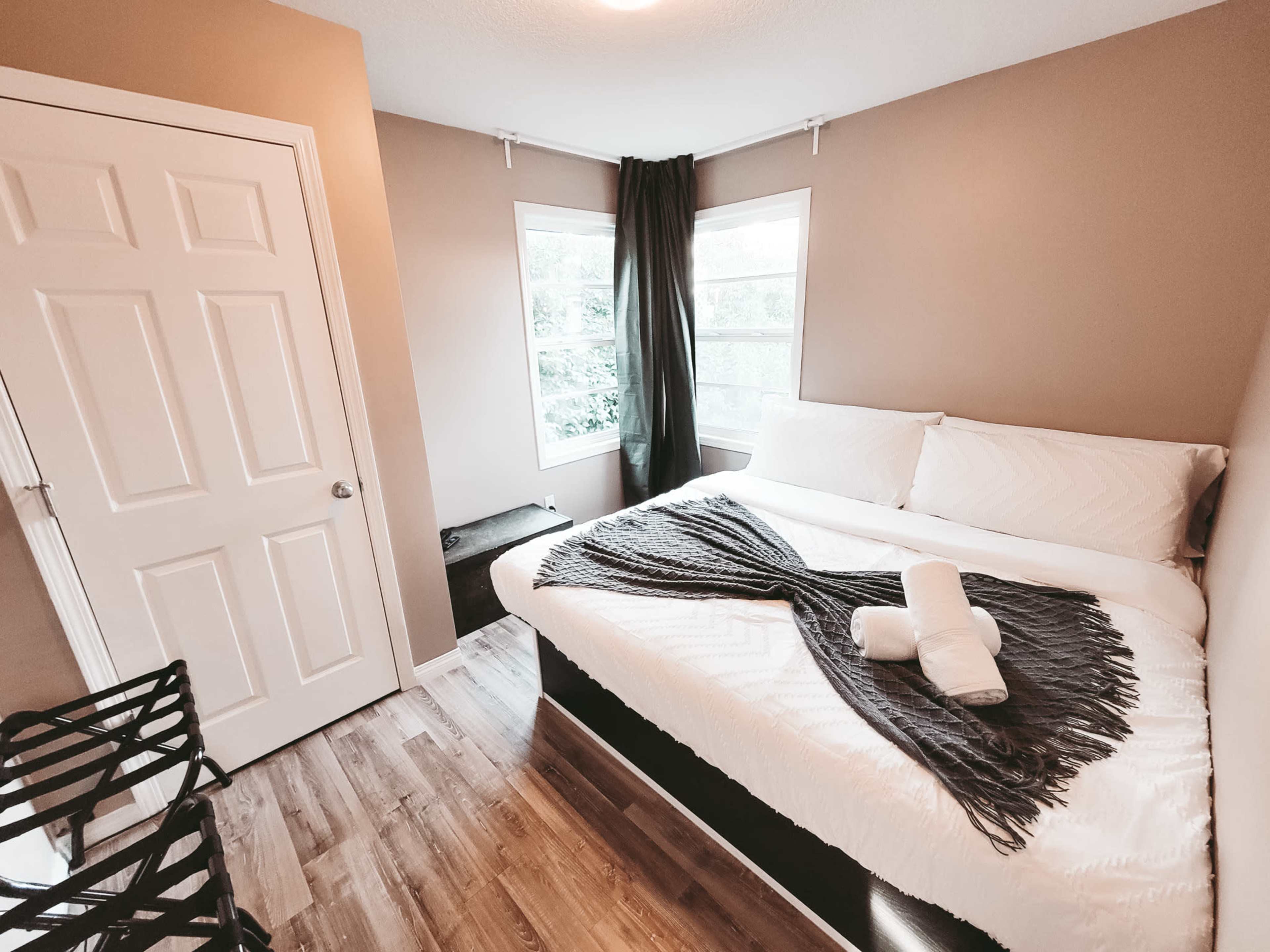 The Gateway 1612 | 1bd Central House Yard Firepit Playset Image in Northwest Calgary, Calgary, AB