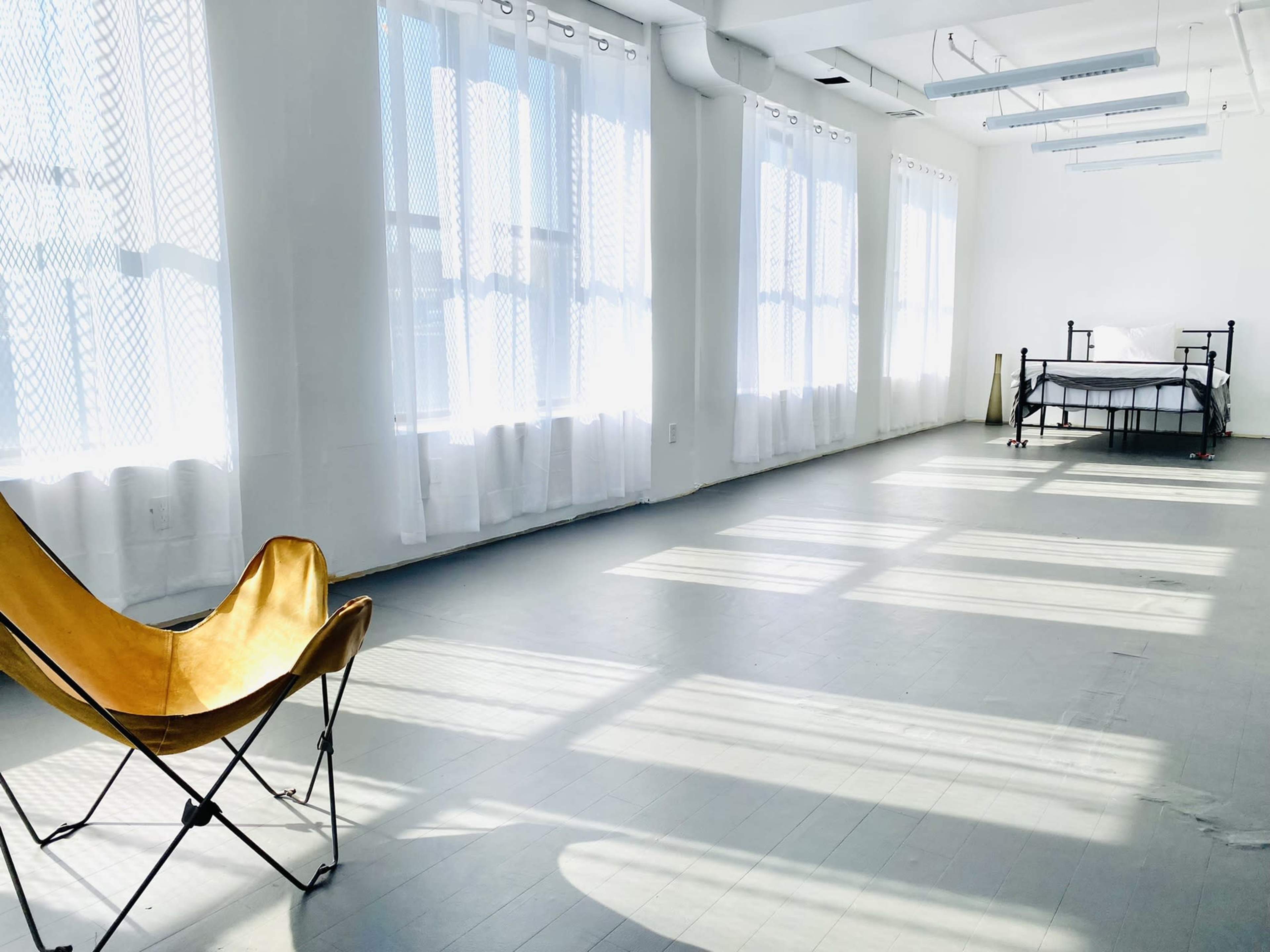 Modern Daylight 3000 sqft Warehouse Loft Image in East New York, Brooklyn, NY