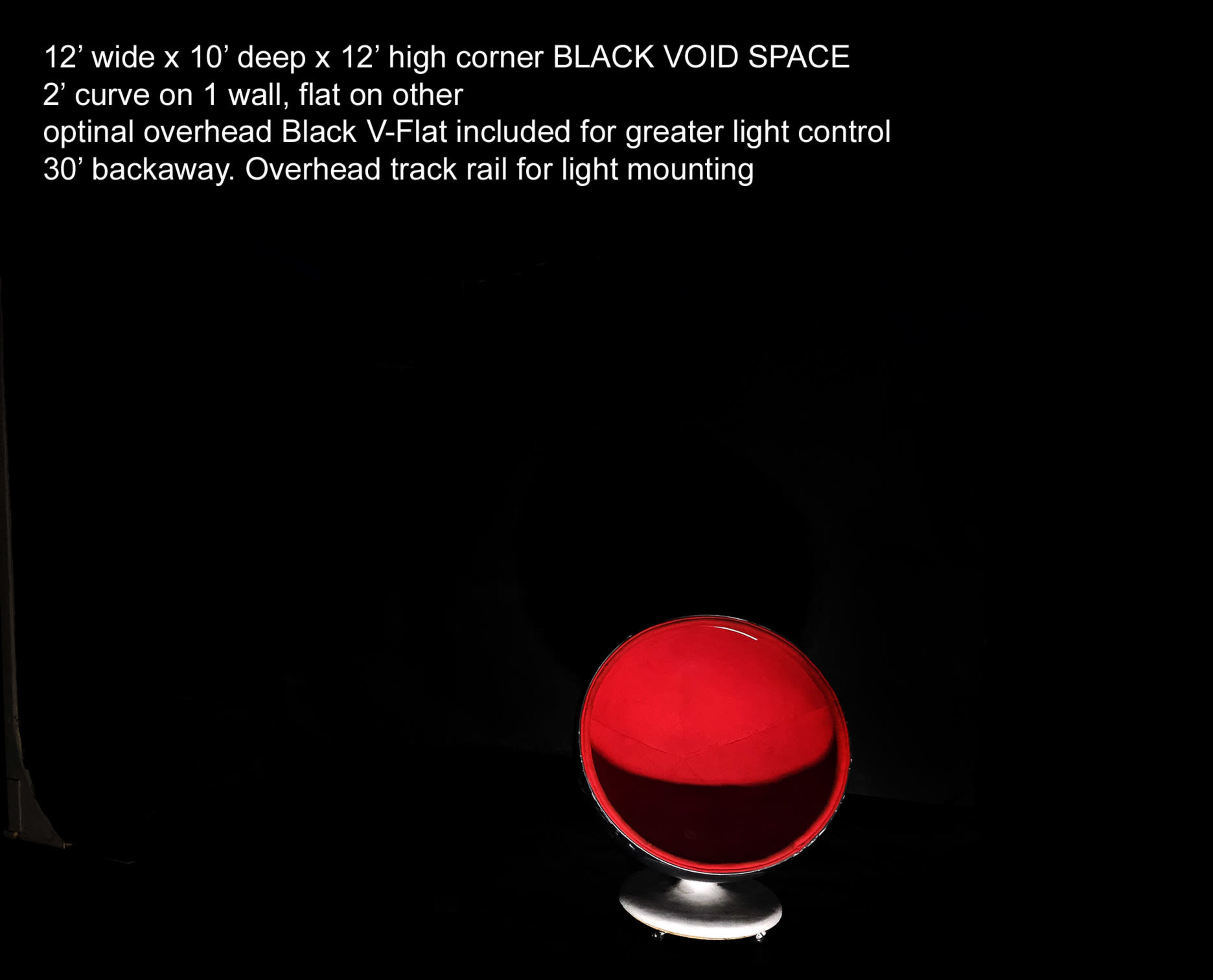 Full size White Cyc, Black Void, Green Screen fashion/product/photo, music video, production studio Image in Lincoln Heights, Los Angeles, CA