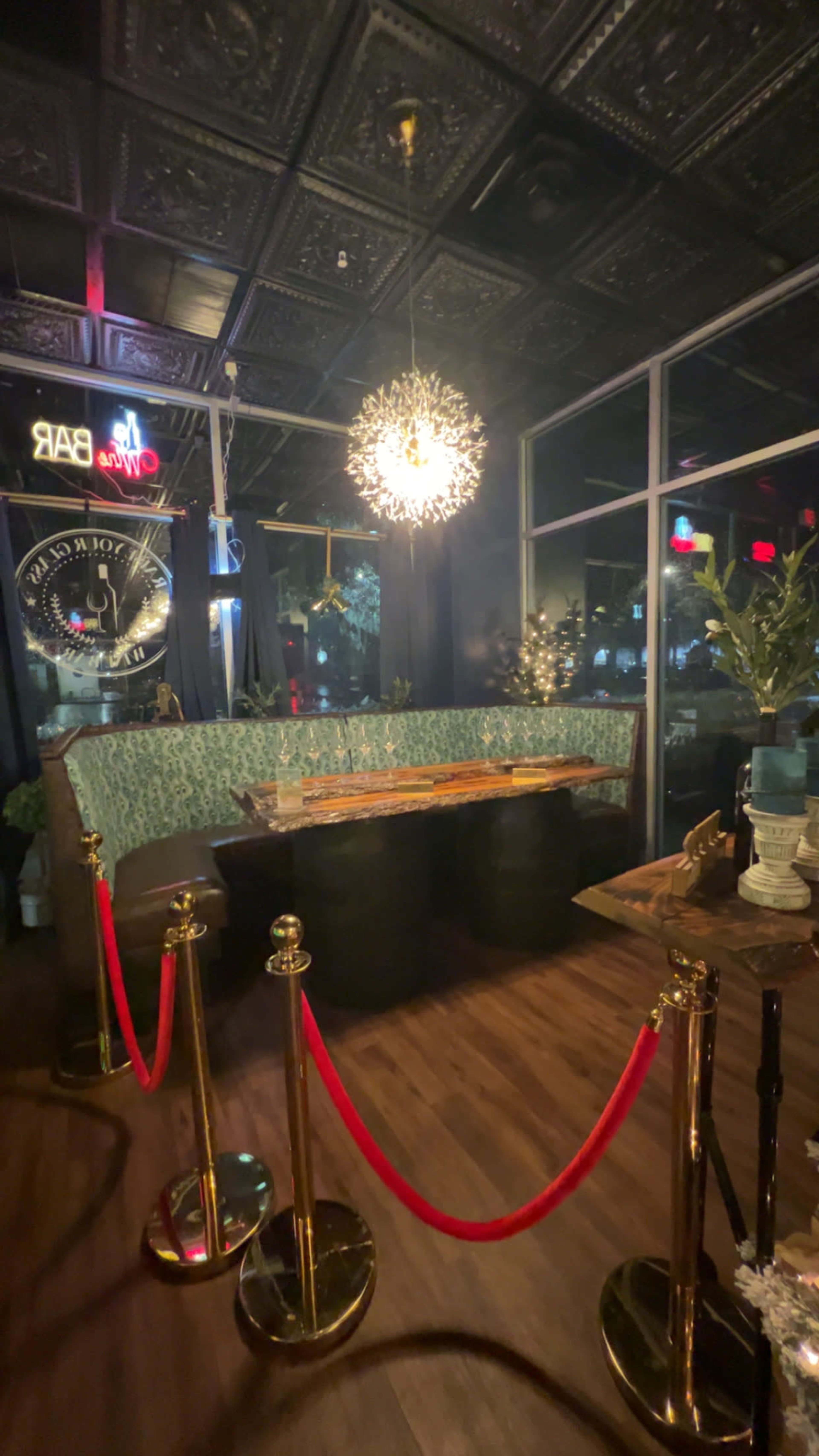 Intimate, elegant, Wine Bar & Restaurant Image in Gainesville, Gainesville, FL