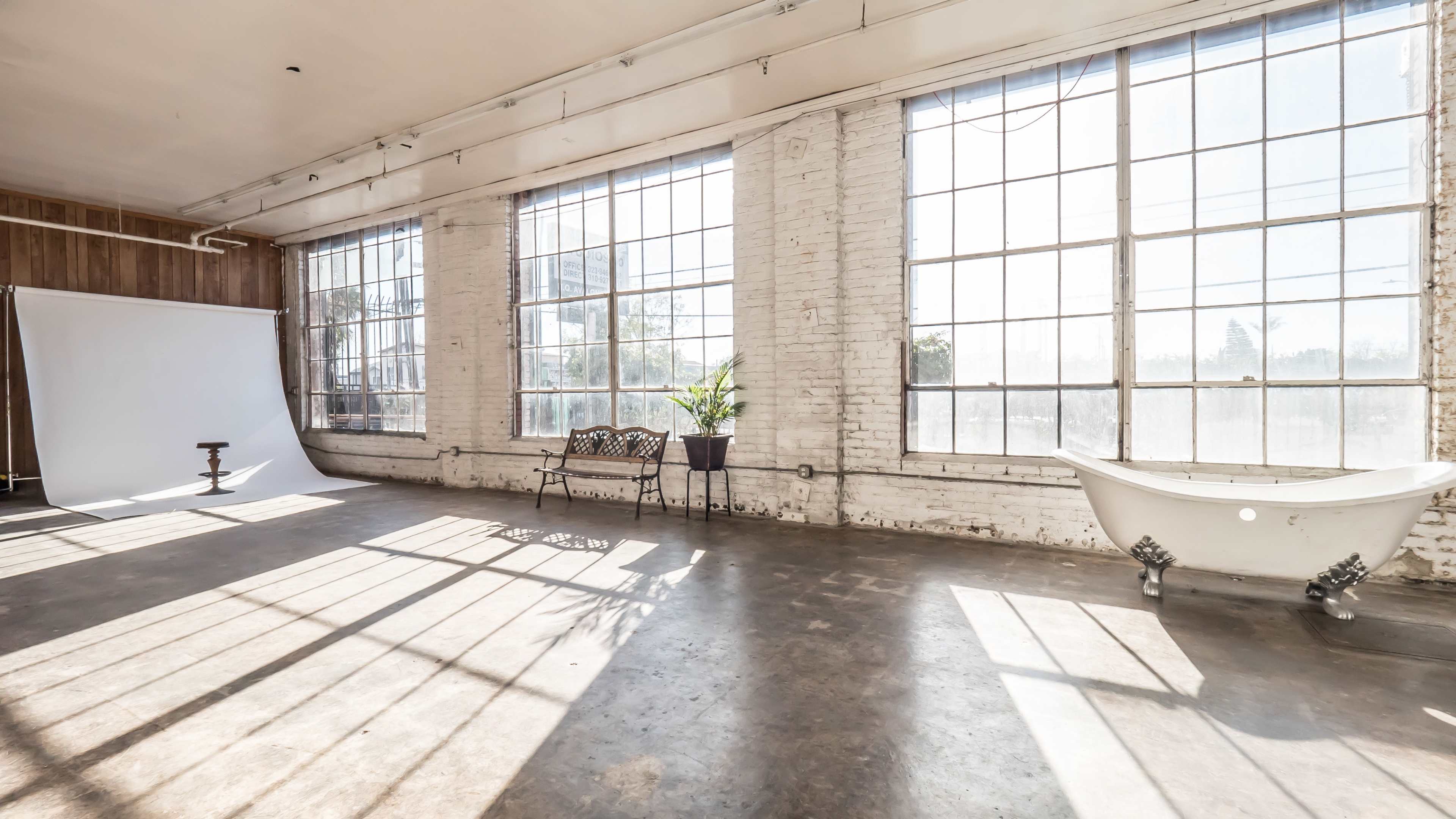 Retro Loft Daylight Studio Image in South Los Angeles, Los Angeles, CA